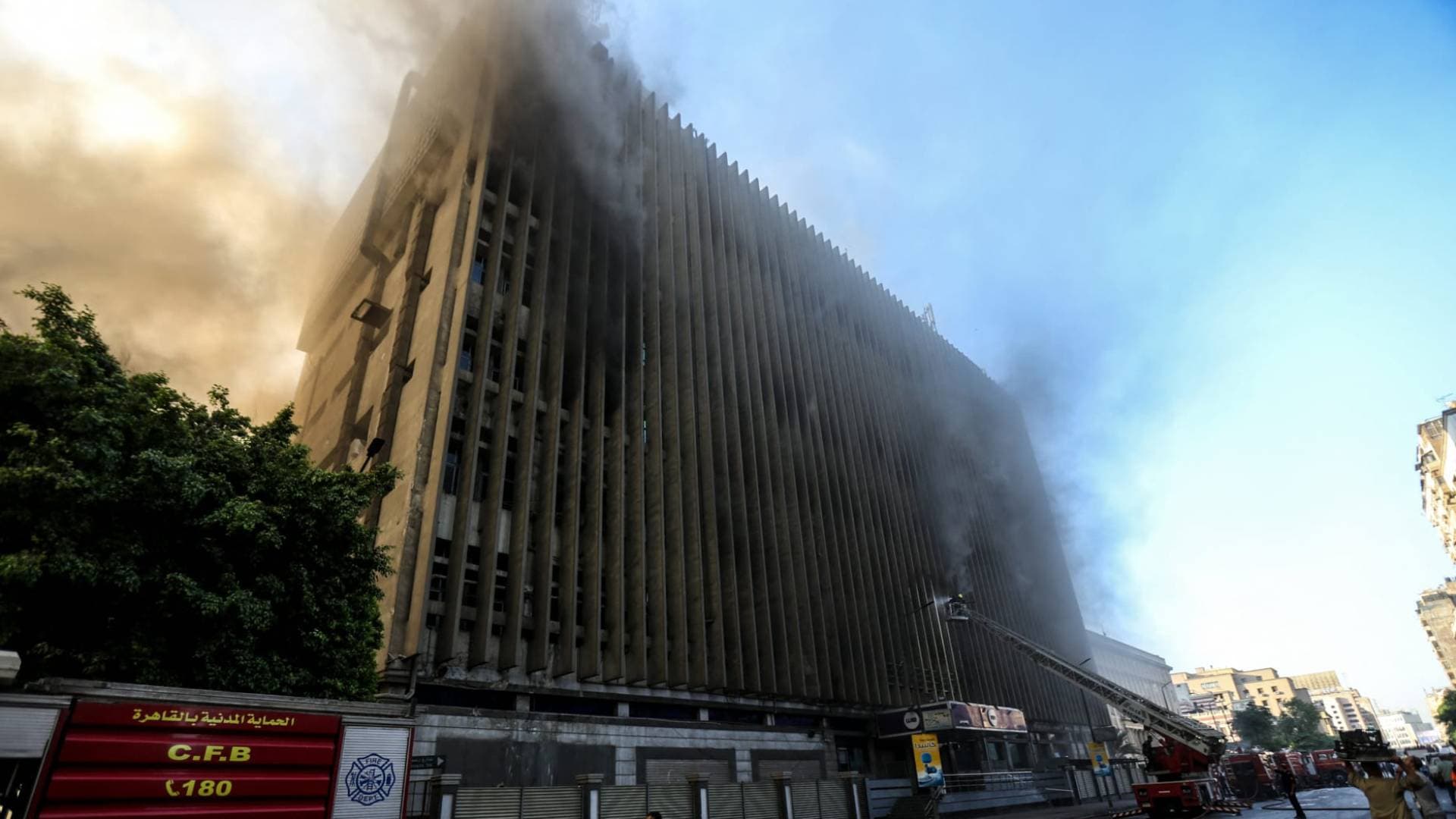 الإنترنت في مصر مهدد؟ حريق سنترال رمسيس يسلط الضوء على الثغرات الرقمية