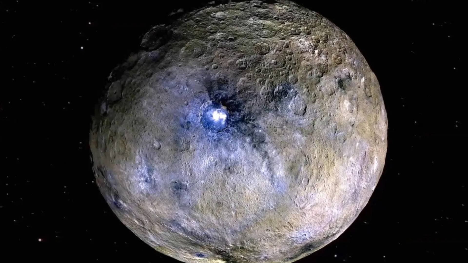 قمر جديد يربك العلماء.. كوكب "كواوار" القزم يتحدى النظريات الفلكية