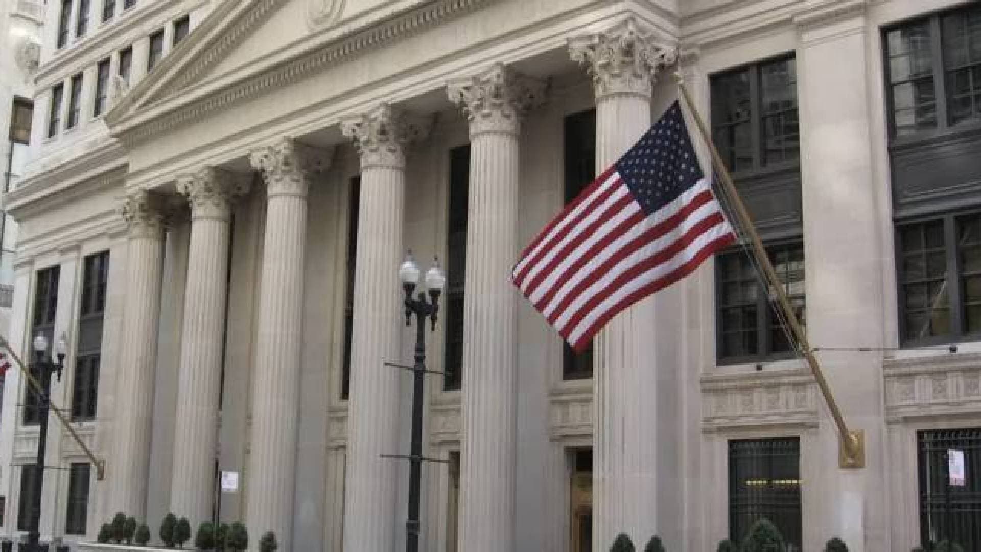 هل يخفض أسعار الفائدة.. "الفيدرالي الامريكي" يقود موجة قرارات نقدية مرتقبة