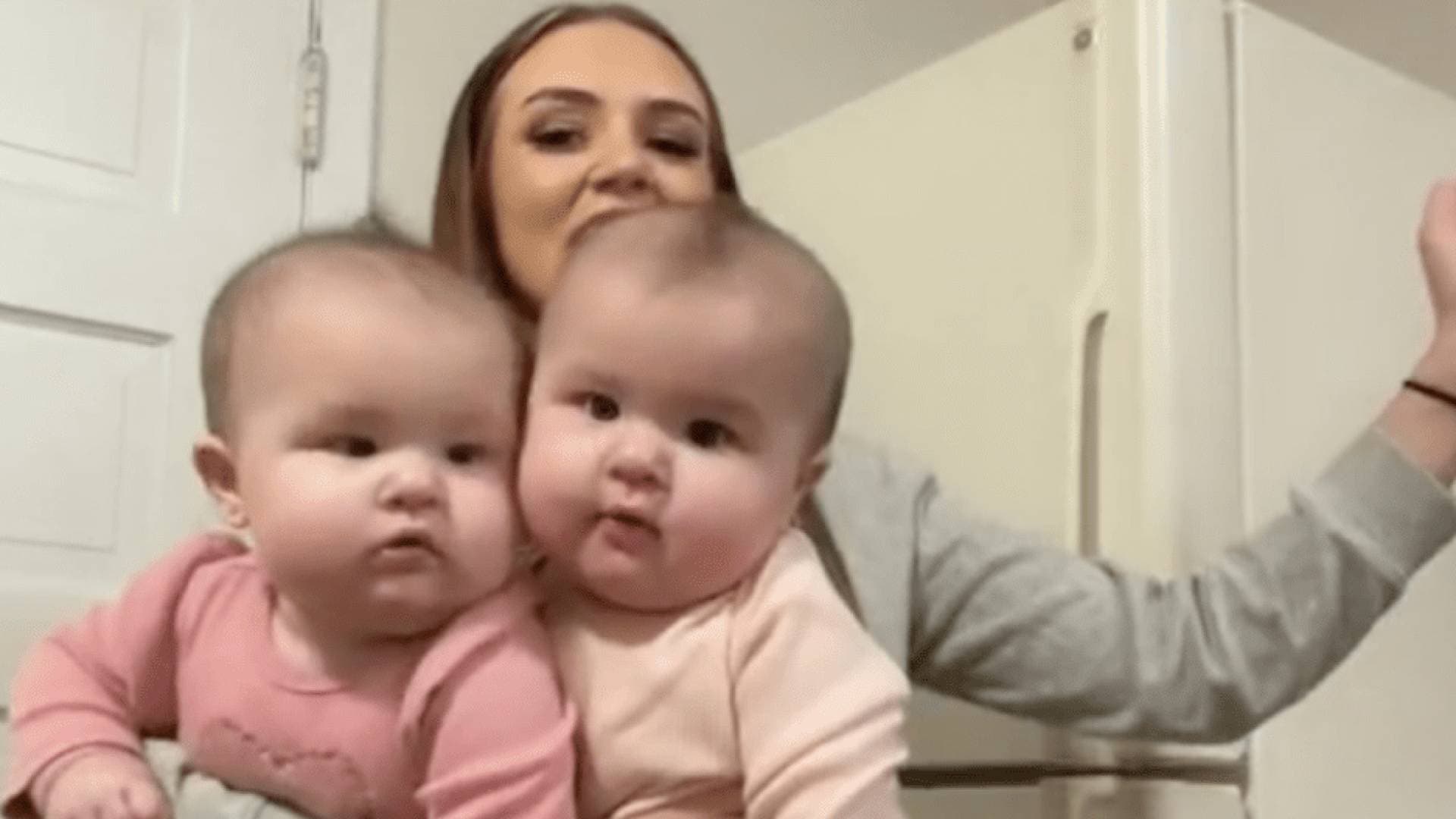 وراء ترند "الطفل الكبير" على تيك توك.. أطباء يحذرون من مخاطر صحية خفية