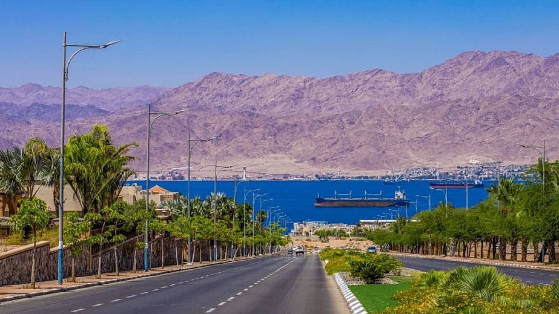 خطوة جديدة لتعزيز سياحة العقبة: إعفاء من الرسوم وختم للجوازات في "أيلة"