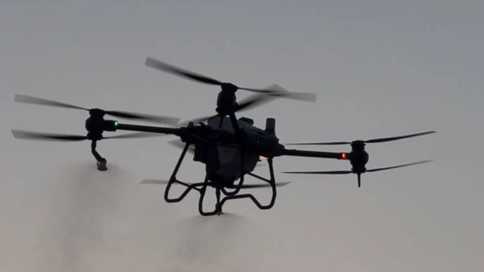 من أخفض نقطة في العالم.. الأردن يطلق أول سباق لـ "طائرات الدرون" برعاية الأمير عمر بن فيصل.. فيديو