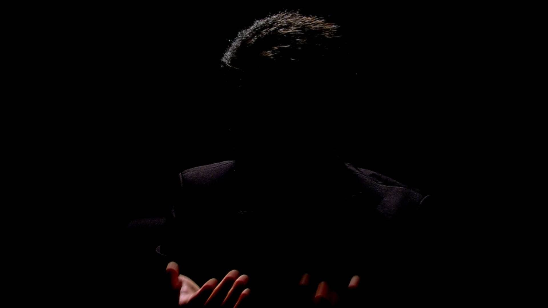 زواج الدين ومكائد النفقة: حكاية سمير تفجر قضية استغلال القوانين في "بين قوسين"