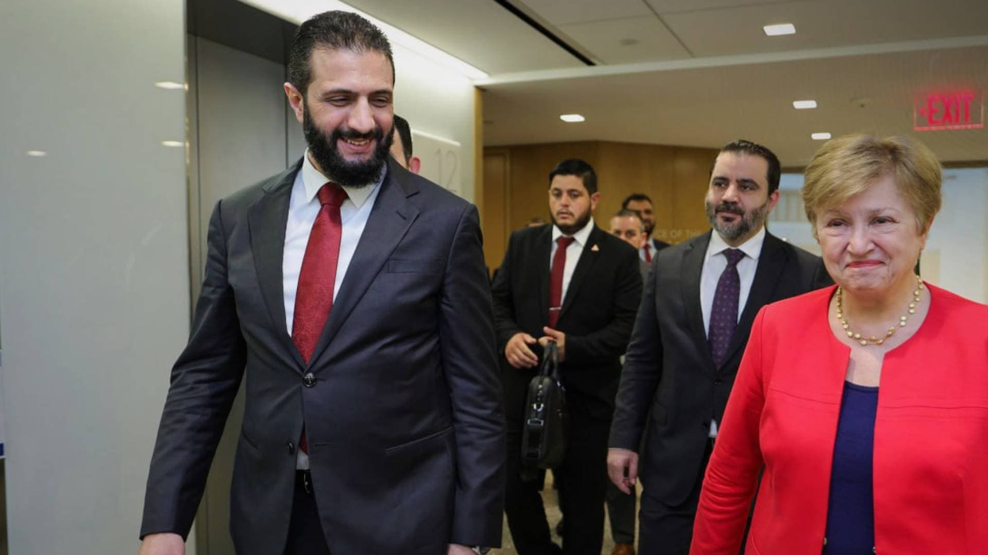 الشرع يبحث التعافي الاقتصادي لسوريا مع مديرة صندوق النقد الدولي في واشنطن