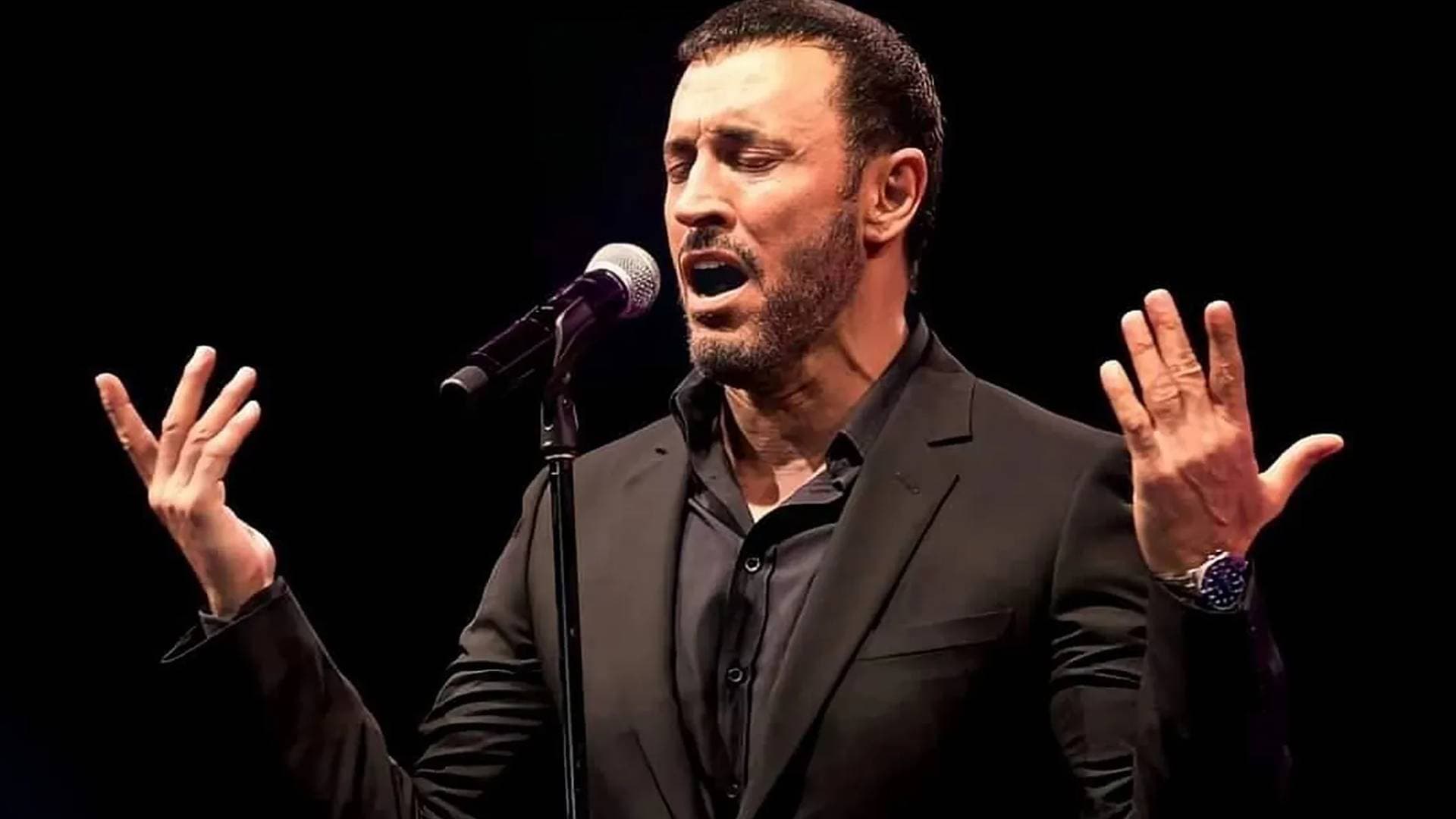 الفنان كاظم الساهر يحيي حفلا في مدينة البترا  وسط حضور جماهيري كبير.. فيديو