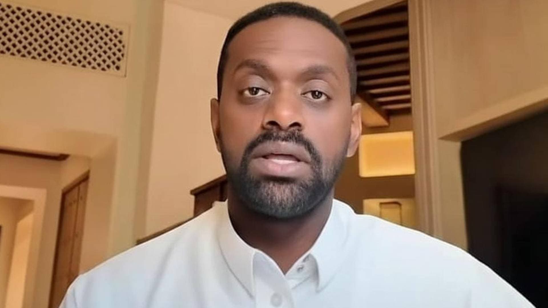 في تصريحات لرؤيا.. محمد فهد يلفت الأنظار في معرض جدة ويكشف مستقبل السيارات في السعودية 2026