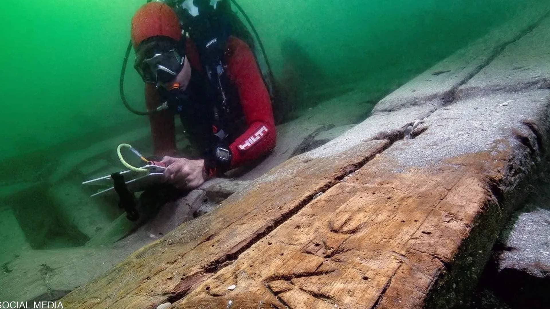 كنز تاريخي تحت الماء.. اكتشاف "سفينة ترفيهية" رومانية قبال سواحل الإسكندرية