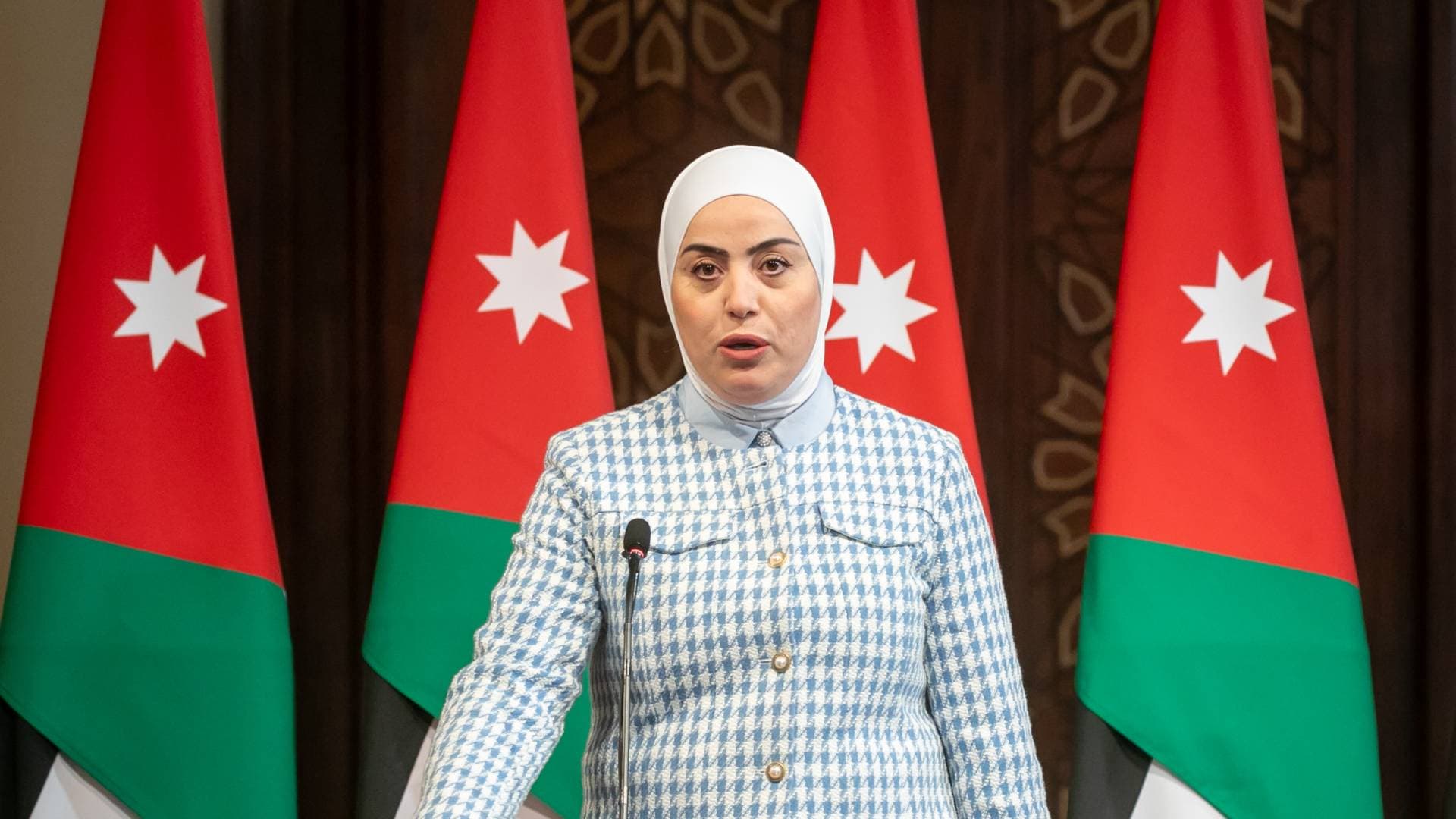 بني مصطفى: صرف معونة الشتاء لـ 248 ألف أسرة أردنية مع مخصصات كانون الأول