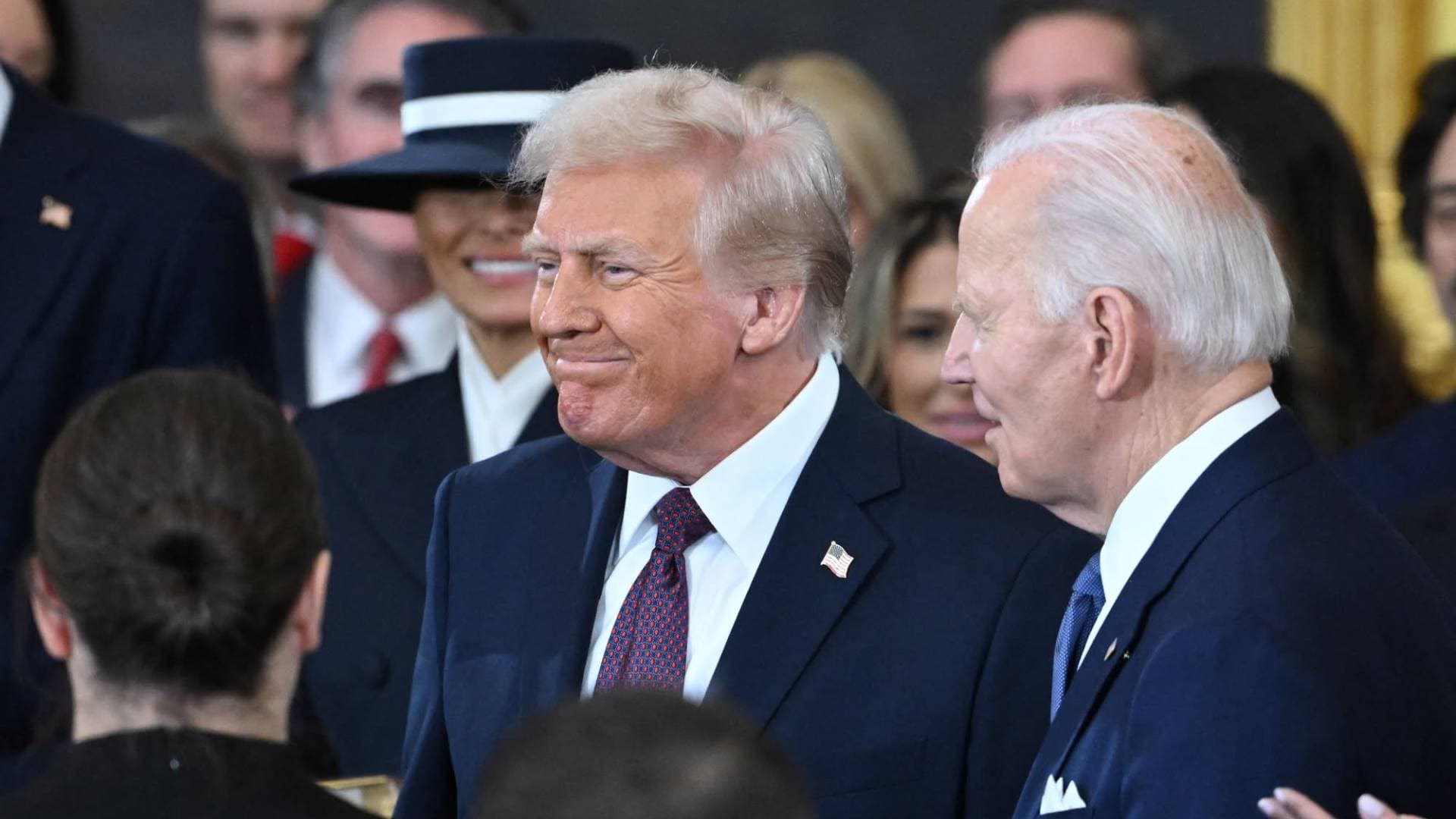 ترمب يسخر من قدرات بايدن الذهنية: "لن يفرق بين الزرافة وفرس النهر"