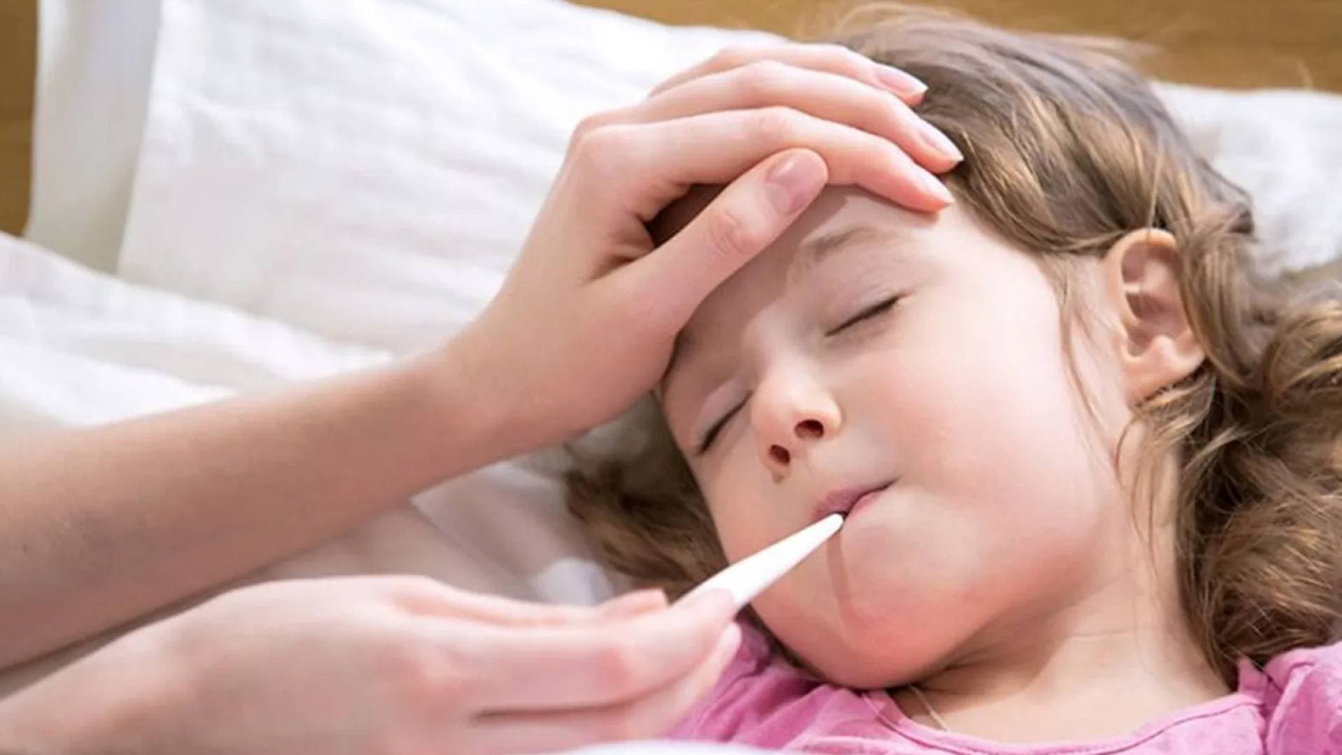 "فيروس القيء الشتوي".. تحذيرات من متحور جديد يستهدف الأطفال