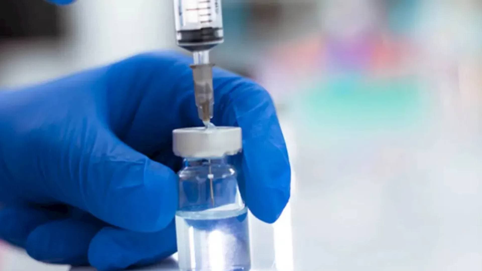 روسيا تبدأ التجارب السريرية على البشر للقاح واعد مضاد للأورام السرطانية