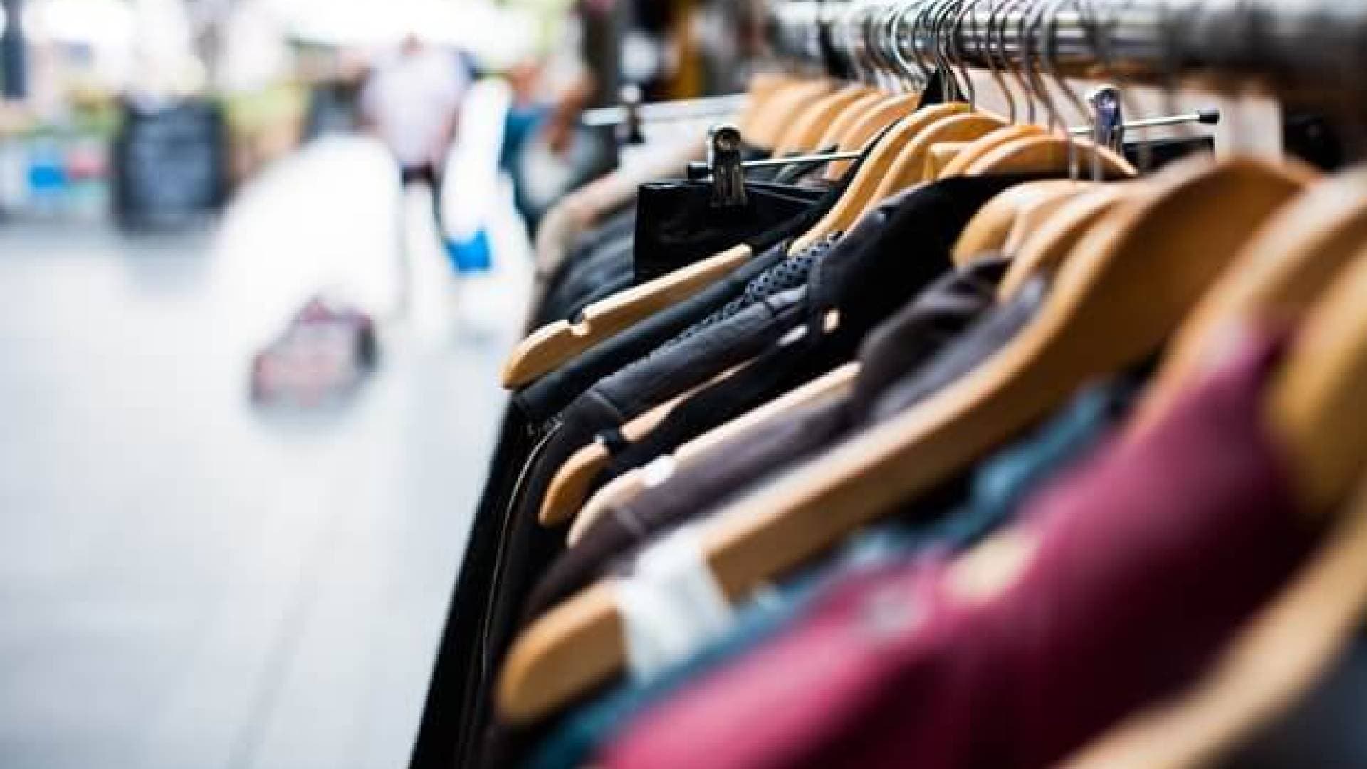 علان لرؤيا "أخبار": انتعاش الأسواق بعد المنخفض الجوي.. وقرار "الطرود الإلكترونية" يدخل حيز التنفيذ في شباط