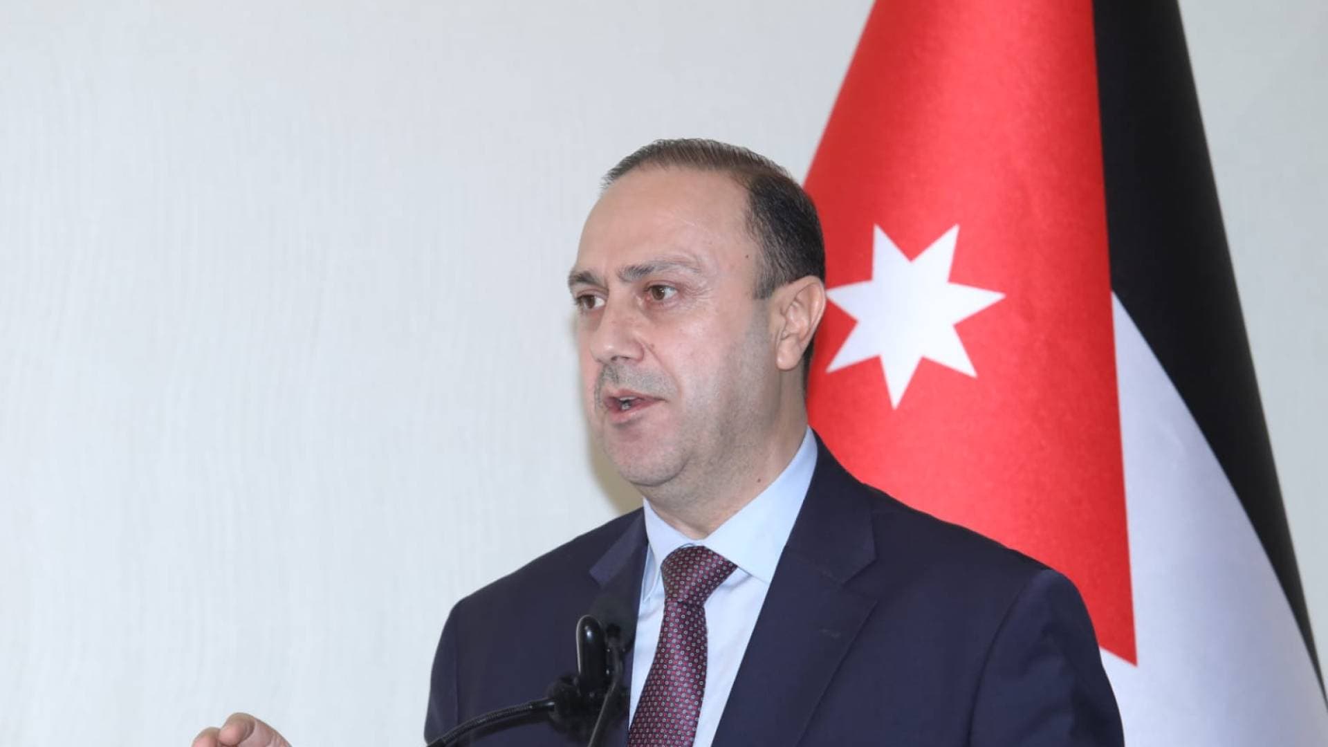 المومني: برامج التحديث "عابرة للحكومات".. ونشر نسب الإنجاز شهريا لضمان الشفافية