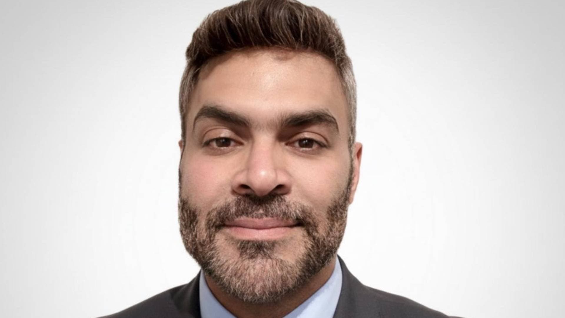 الدكتور عمر العوفى : تطوير أساليب جراحة الكتف وتوسيع برامج التأهيل يساهمان في علاج الحالات المستعصية