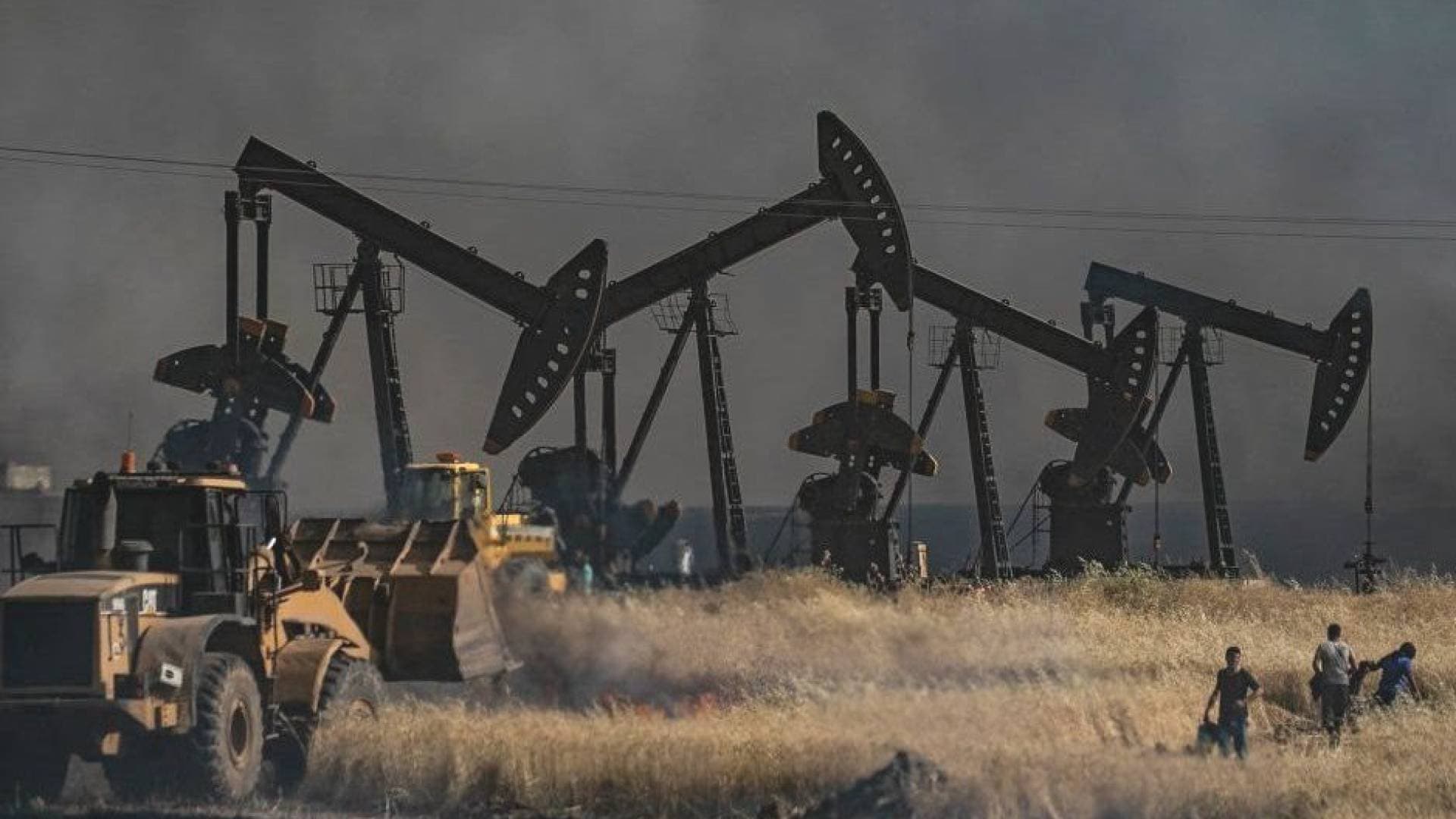 "السورية للبترول": نعمل مع الجيش لاستلام كافة الحقول.. ونعد بنقلة نوعية