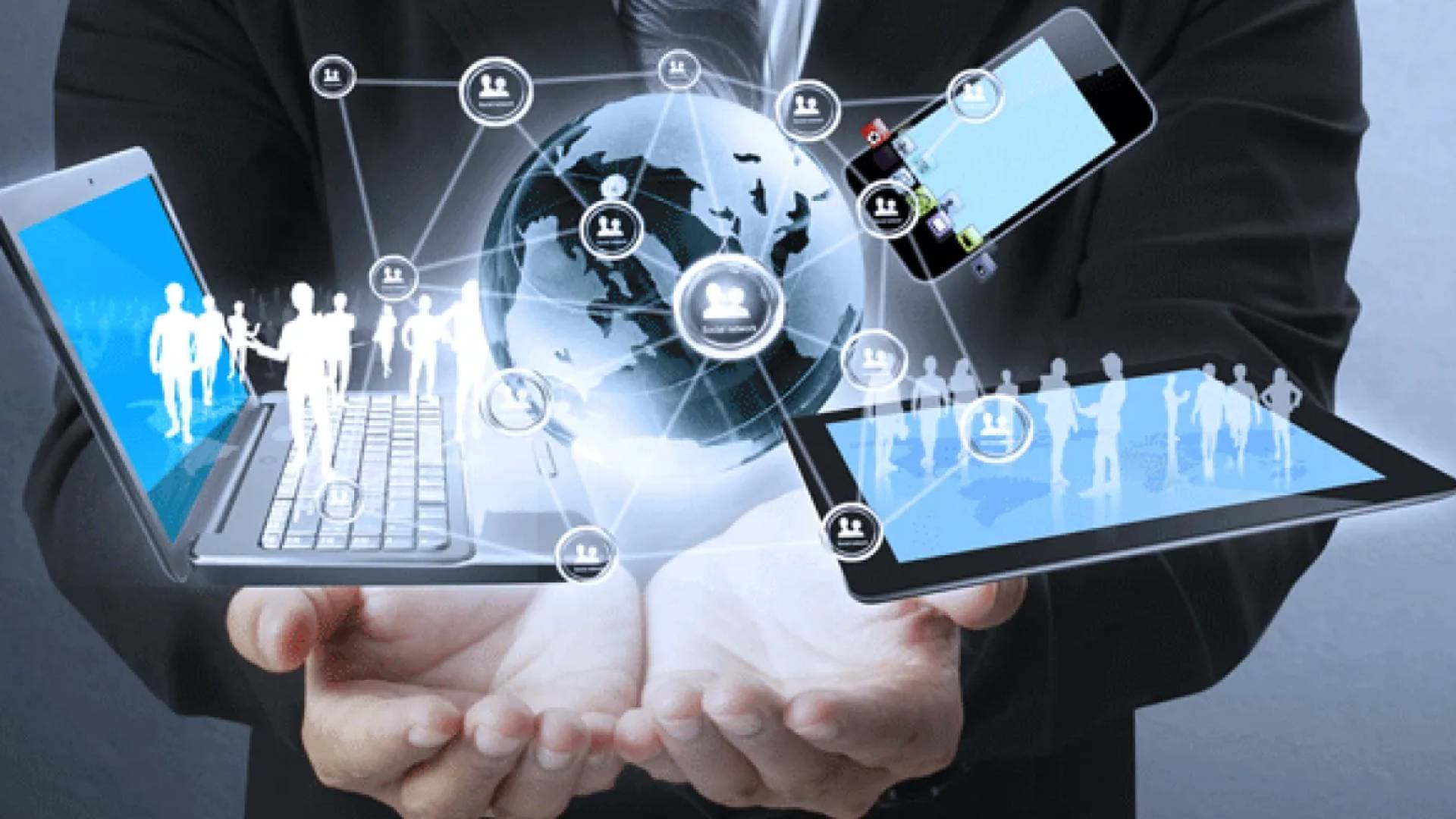 مسؤول إيراني: خدمة الإنترنت في إيران ستعود للعمل قريبا