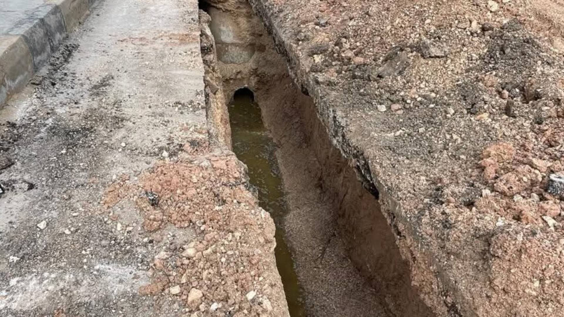 "مياه اليرموك" تباشر تنفيذ خط صرف صحي جديد جنوبي إربد