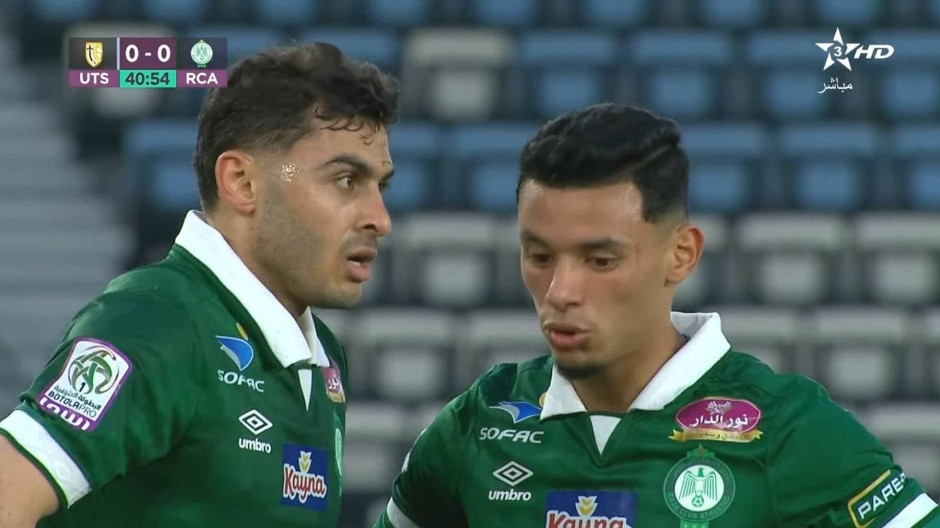 شرارة أبو زريق يضع بصمته مع الرجاء في الدوري المغربي