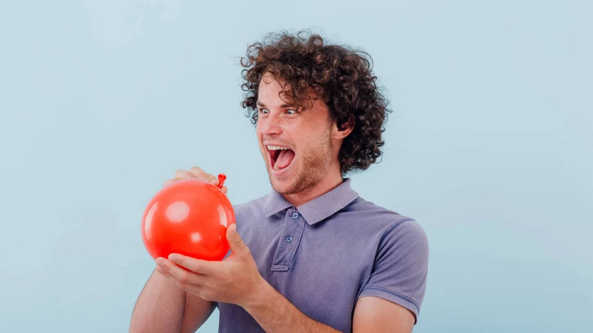 بين العلاج والسموم.. خبير نفسي يكشف الوجه المظلم لـ "غاز الضحك" في الحفلات