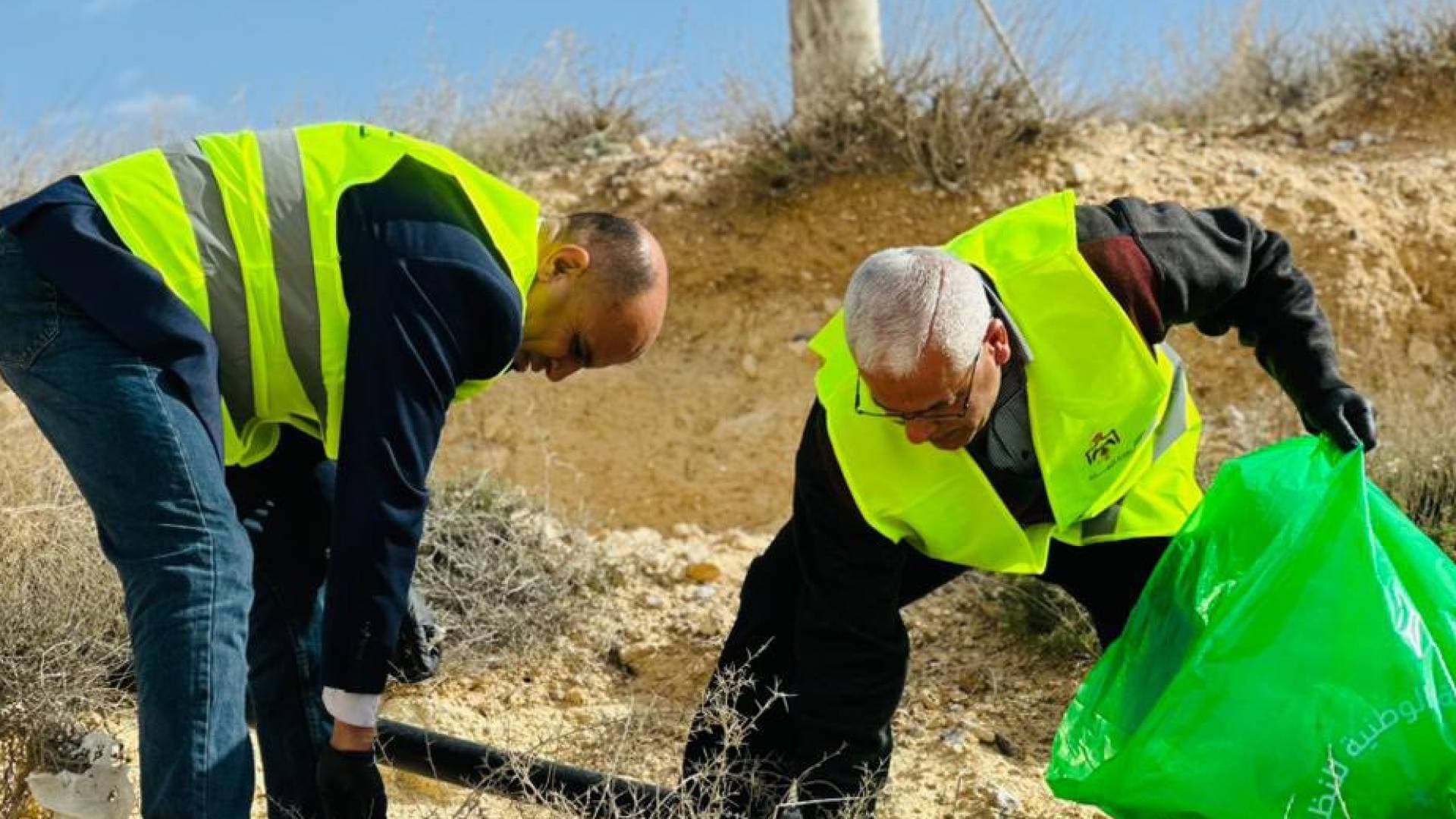 "بيئتنا هويتنا".. استنفار ميداني في مأدبا والشوبك لتنظيف المواقع السياحية بمشاركة مجتمعية واسعة