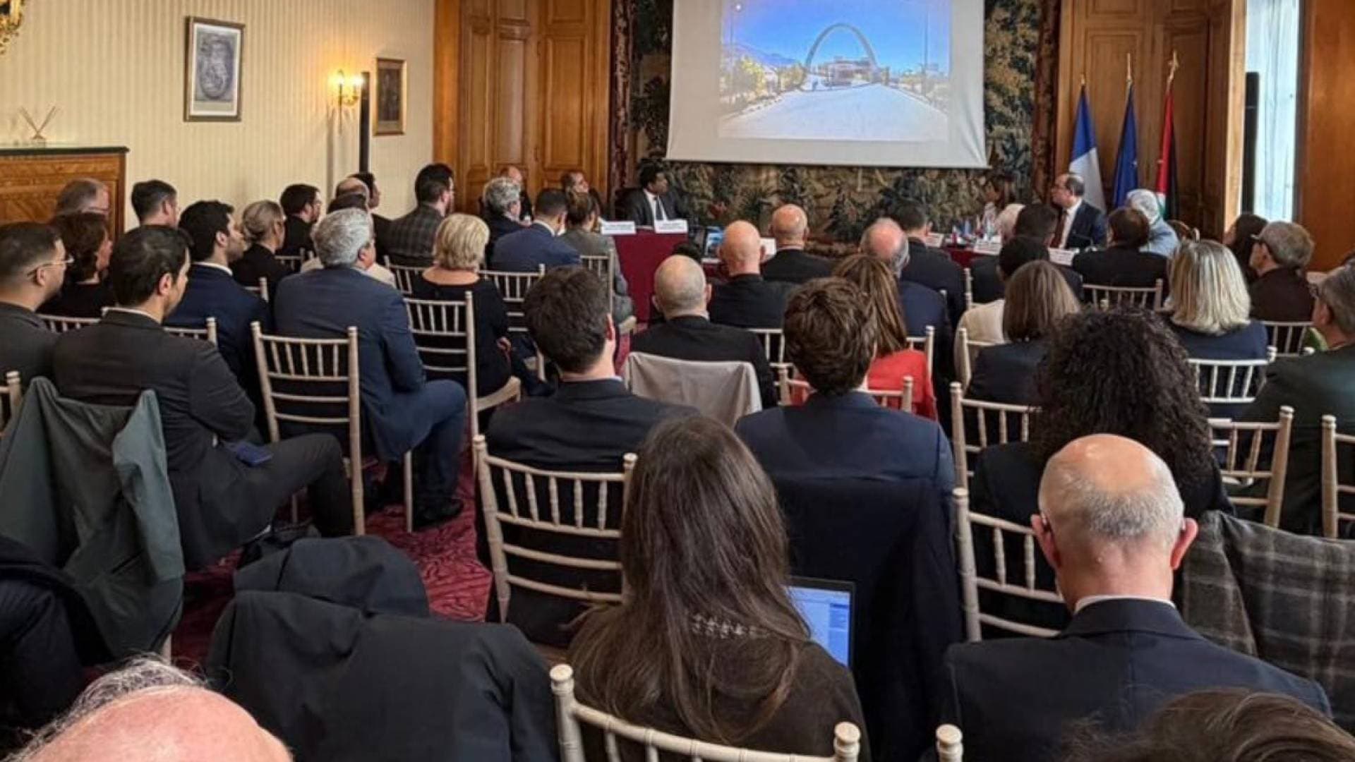 من باريس.. وفد وزاري يقود حراكا دبلوماسيا لجذب استثمارات أوروبية كبرى للأردن