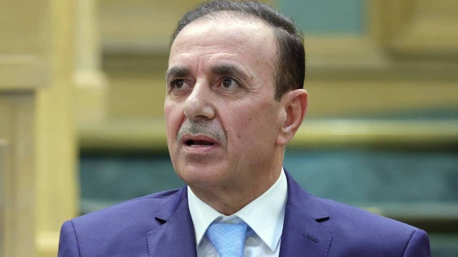 مشادات تحت القبة.. عوني الزعبي يطالب بتحويل النائب محمد هديب لـ "لجنة السلوك" بتهمة الإساءة -فيديو