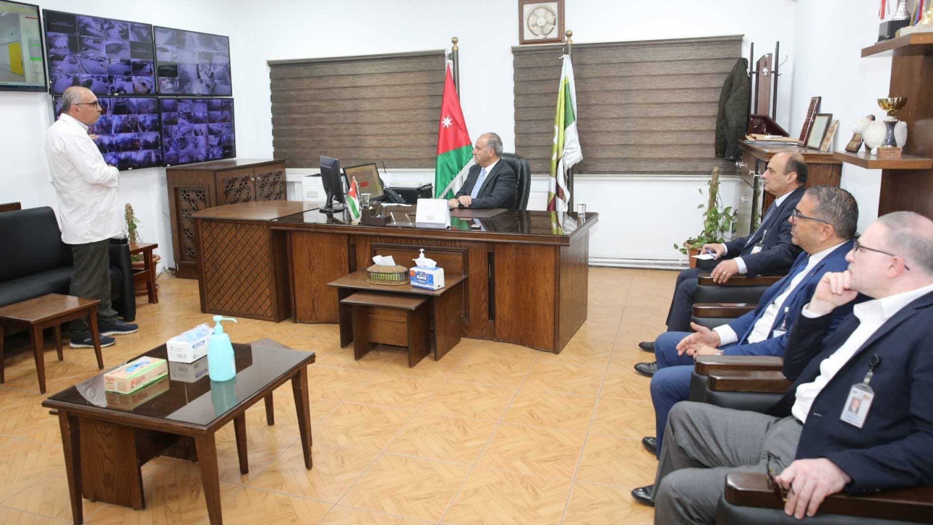 الشواربة يتفقد مسالخ الأمانة ويوجه برفع الجاهزية لاستقبال شهر رمضان