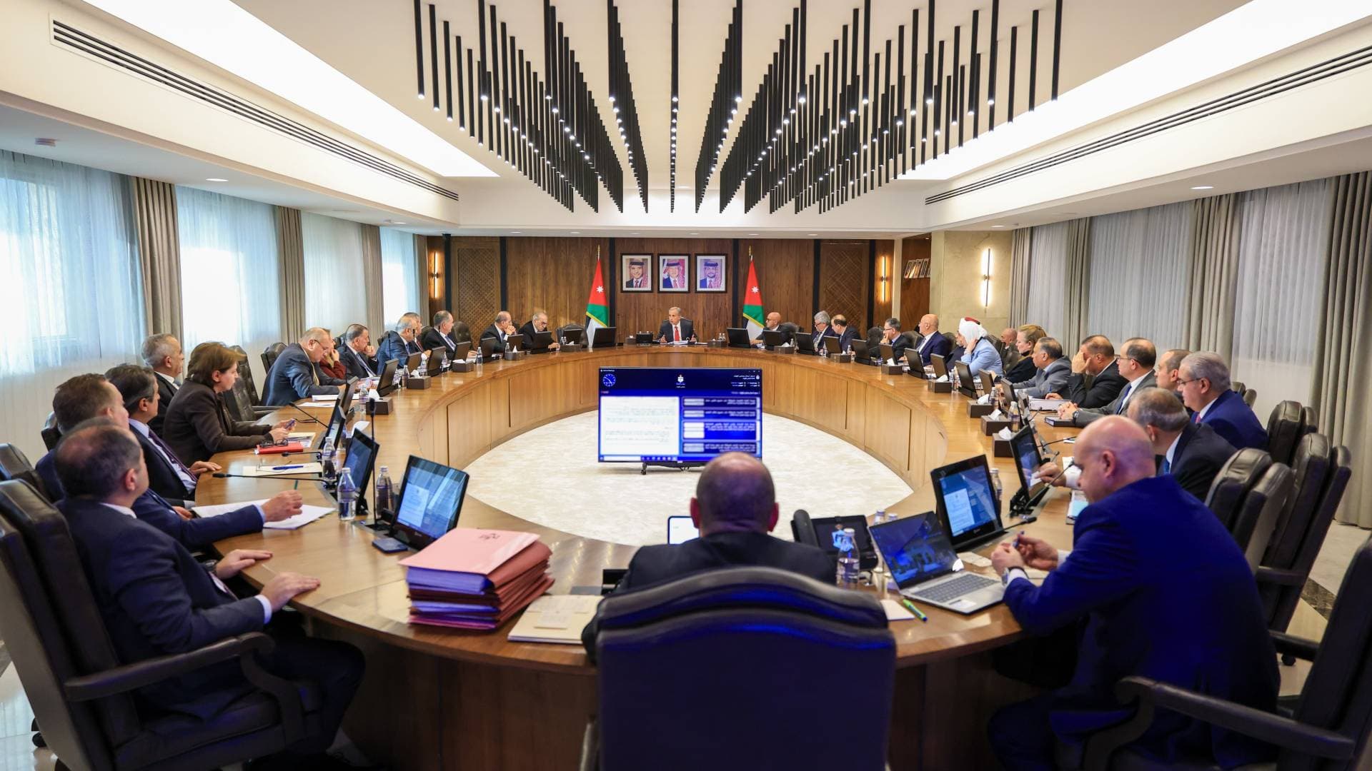 مجلس الوزراء يقرر الموافقة على الأسباب الموجبة لمشروع قانون معدل لقانون الضمان الاجتماعي لسنة 2026