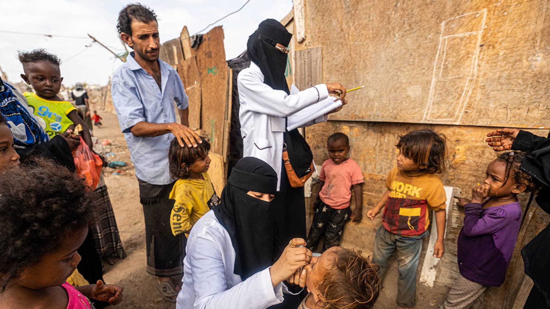 ممثل الصحة العالمية في اليمن: المستشفيات تغلق بالكامل ما يدل على عدم توفر الخدمات الطبية