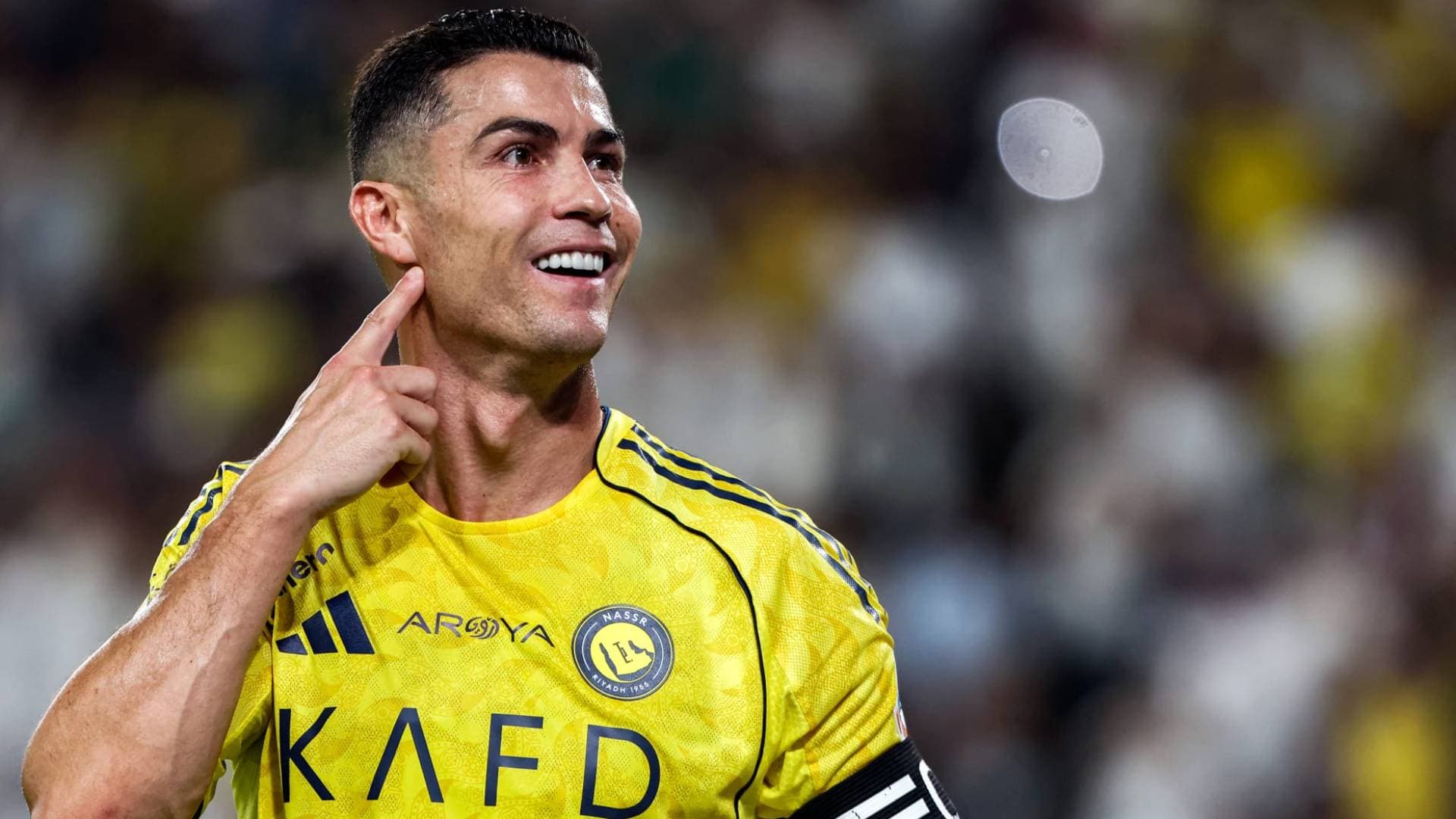 رونالدو إلى مدريد للعلاج .. وتأكيد غيابه عن لقاء نيوم