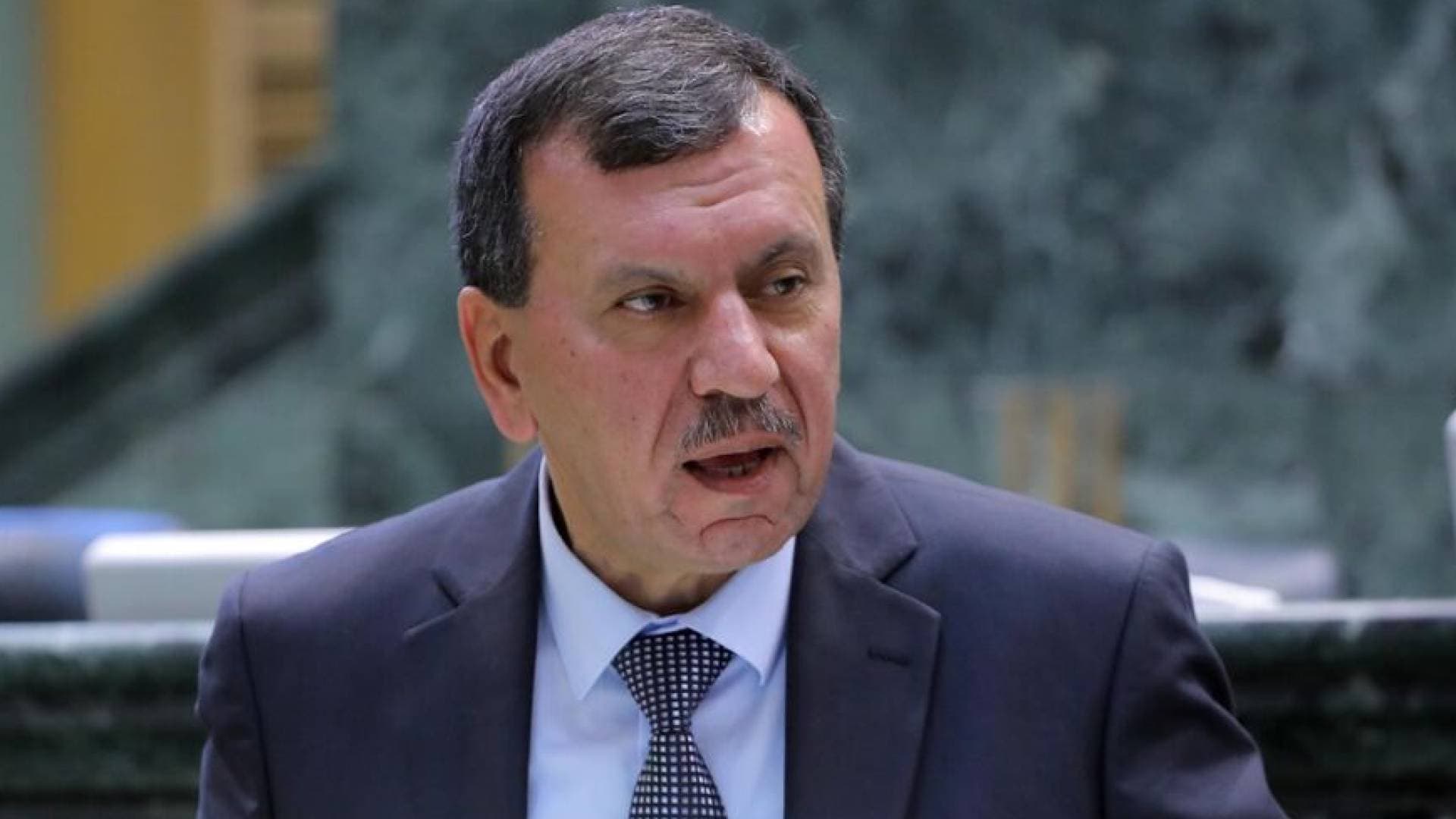 النائب هايل عياش يسأل الحكومة حول "عطلة الثلاثة أيام": ما جدواها الاقتصادية وهل استشير القطاع الخاص؟