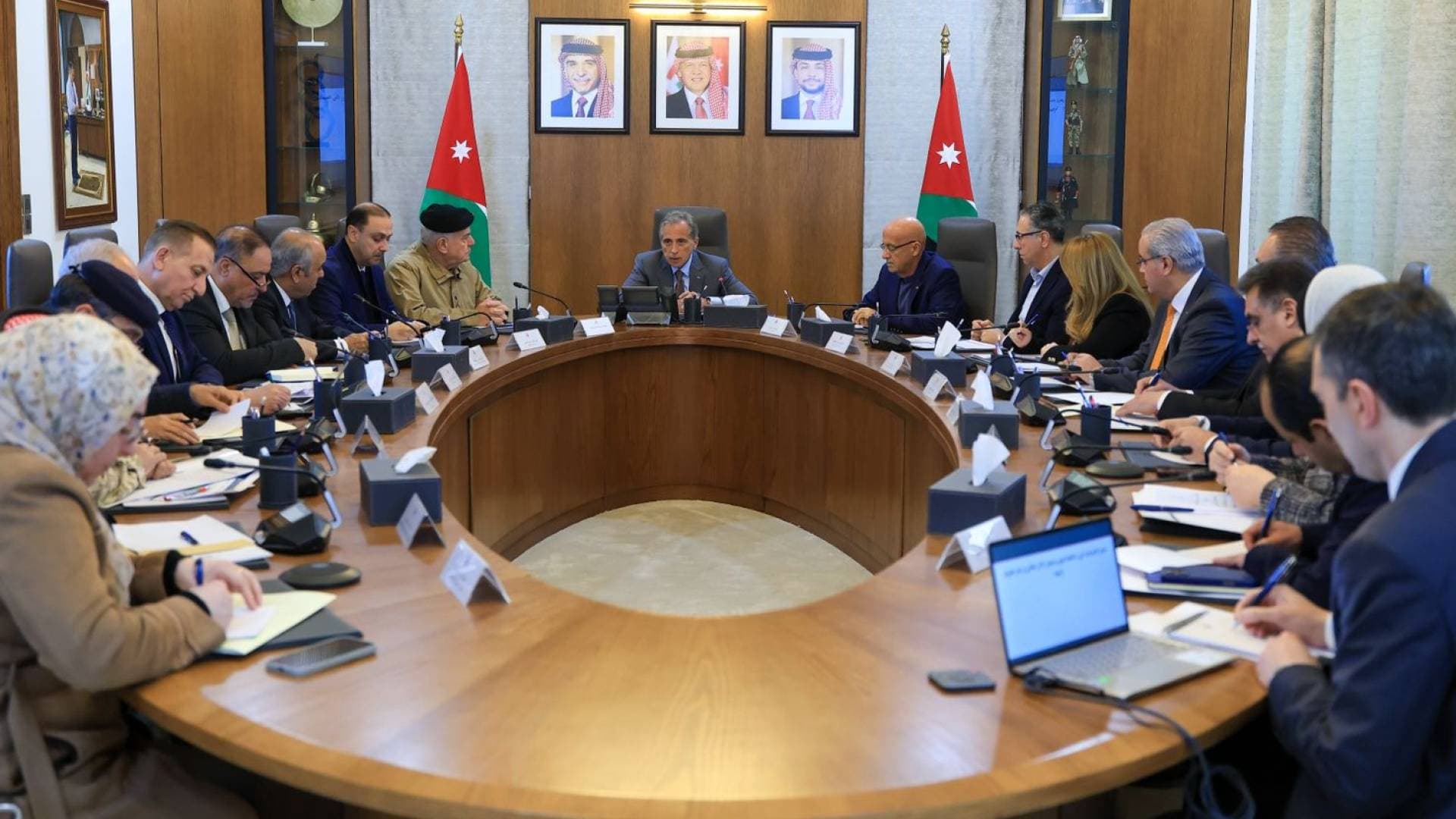 رئيس الوزراء يترأس اجتماعا للمجلس الأعلى للأمن الغذائي