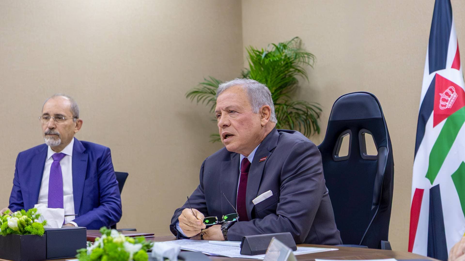 الملك يشارك في اجتماع دولي لبحث التصعيد في الشرق الأوسط