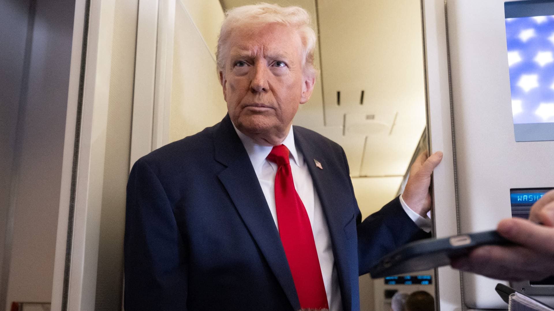 ترمب يطلب من أستراليا منح اللجوء للاعبات منتخب إيران لكرة القدم