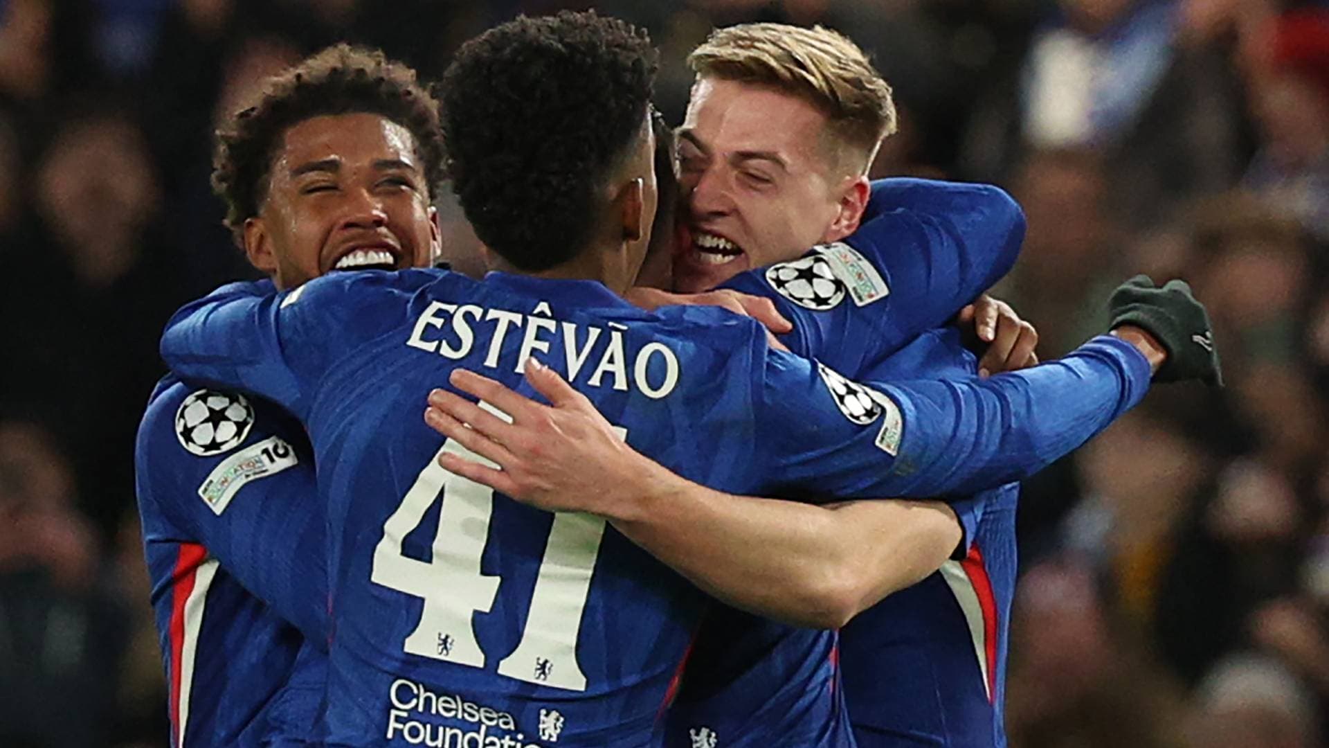 نجم تشيلسي يجدد عقده مع " الفريق اللندني " حتى عام 2032