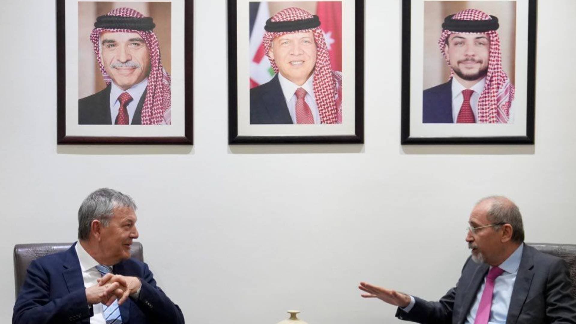 الصفدي يستقبل لازاريني ويؤكد: "الأونروا" لا يمكن استبدالها ويجب وقف التضييق "الإسرائيلي" عليها