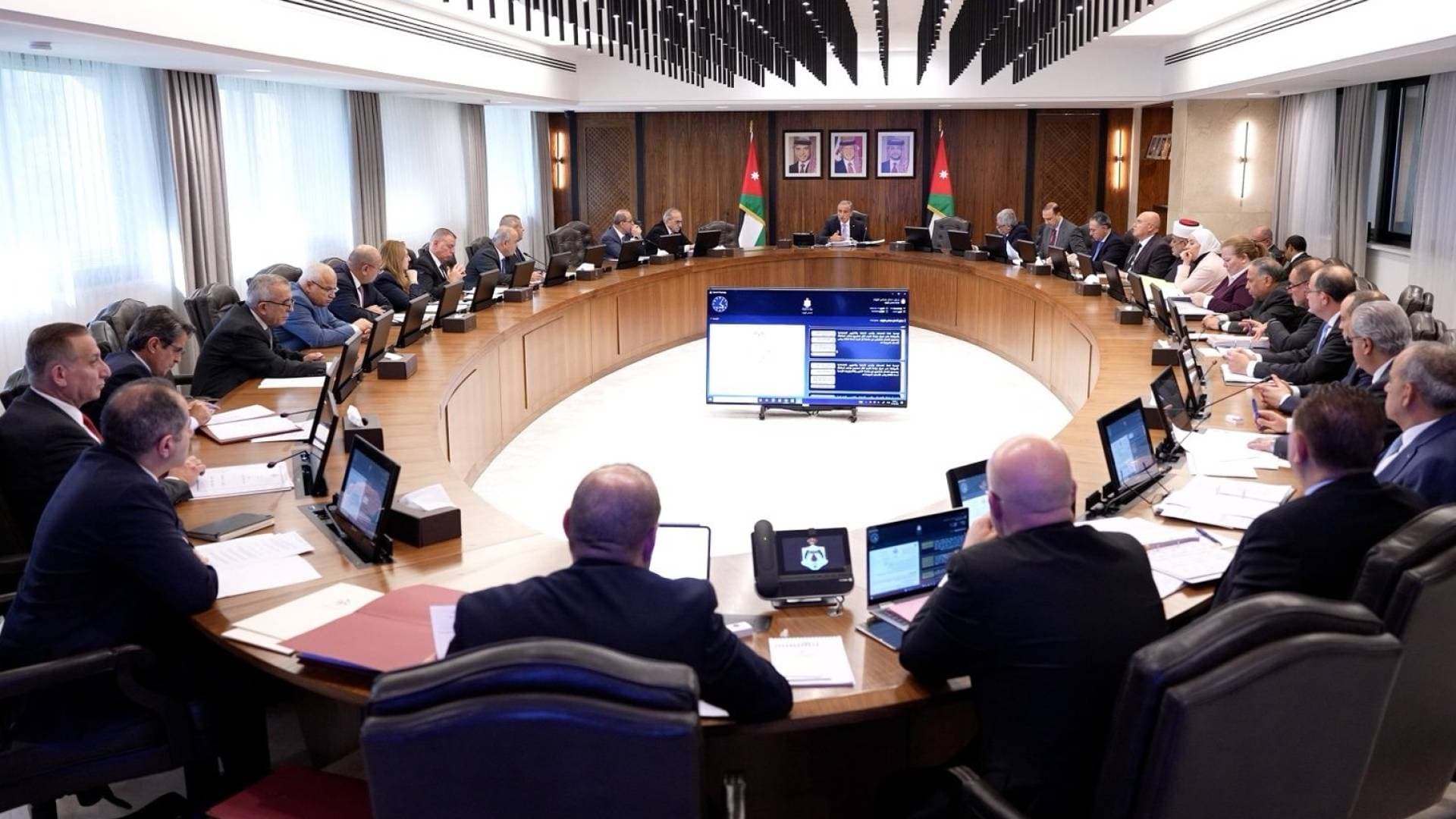 قرارات مهمة صادرة عن مجلس الوزراء للأردنيين الثلاثاء