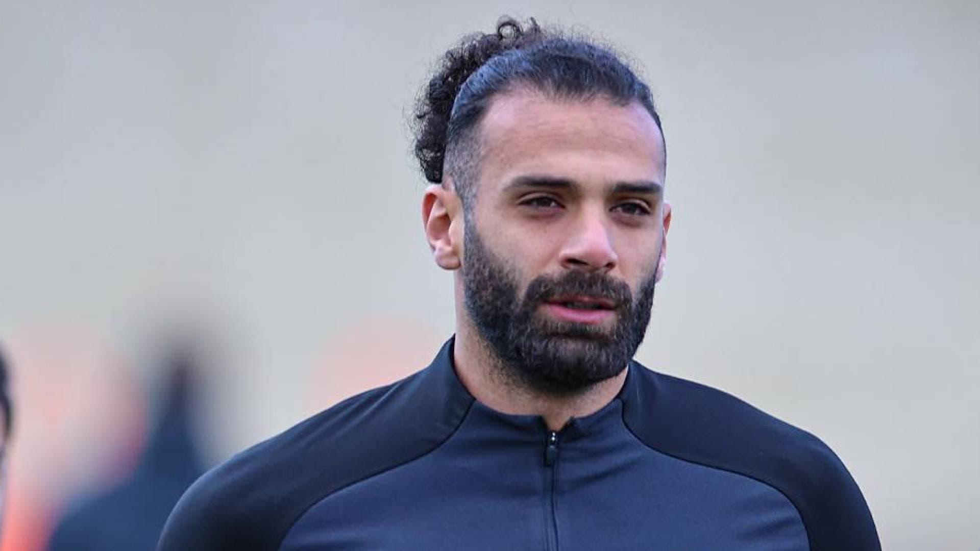 العرب يسطع في كوريا .. صخرة النشامى ضمن التشكيلة المثالية