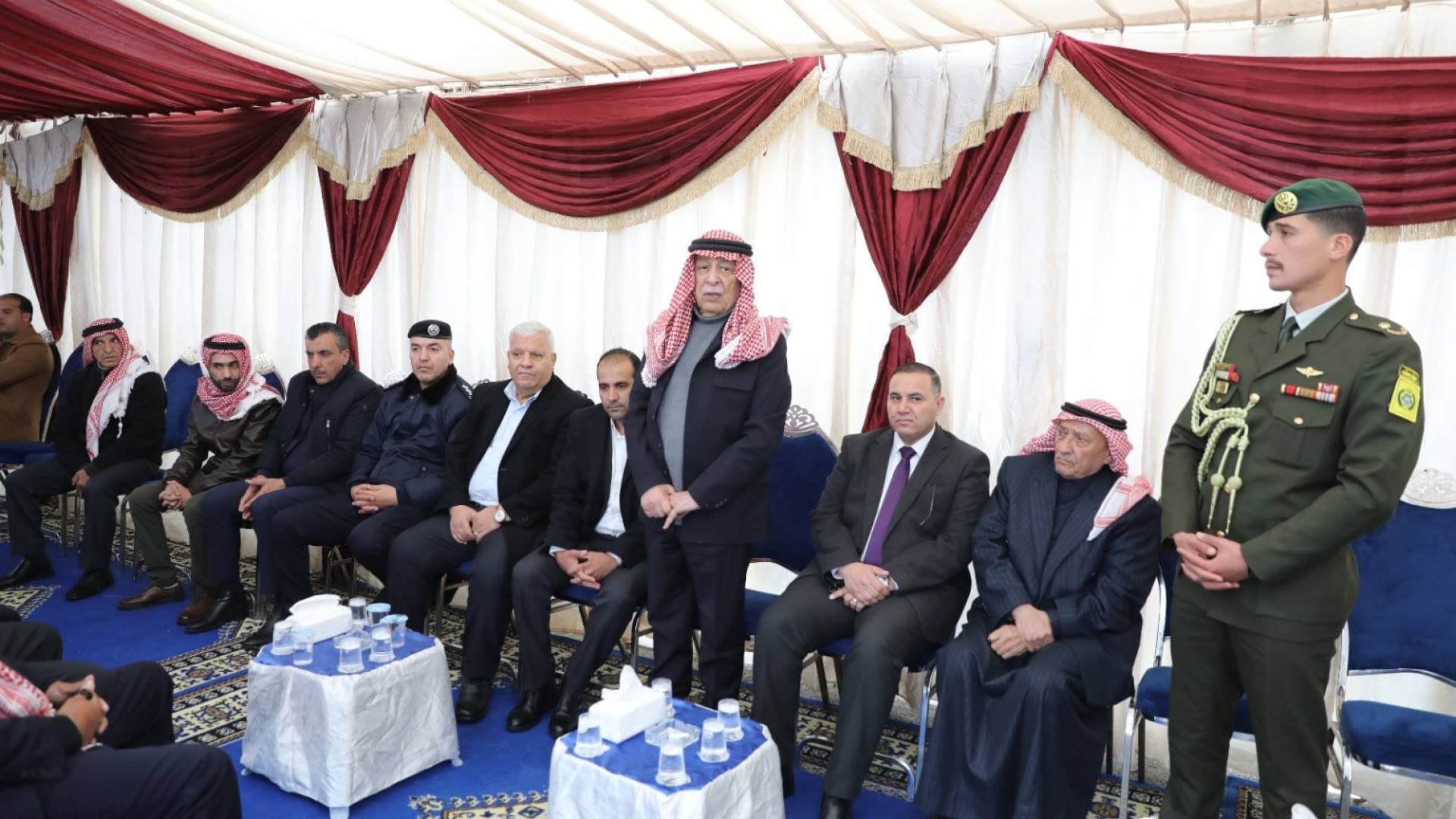 مندوبا عن الملك وولي العهد...العيسوي يعزي عشيرتي الغويري والشحاحدة