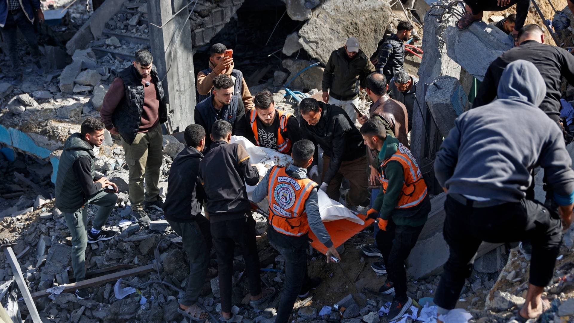 صحة غزة: 9 شهداء و 30 إصابة خلال عيد الفطر