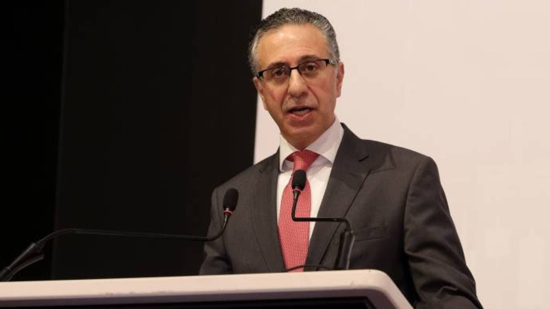 وزير الصناعة للأردنيين: لا للتهافت فسلاسل التوريد تعمل بمستويات ما قبل الأزمة