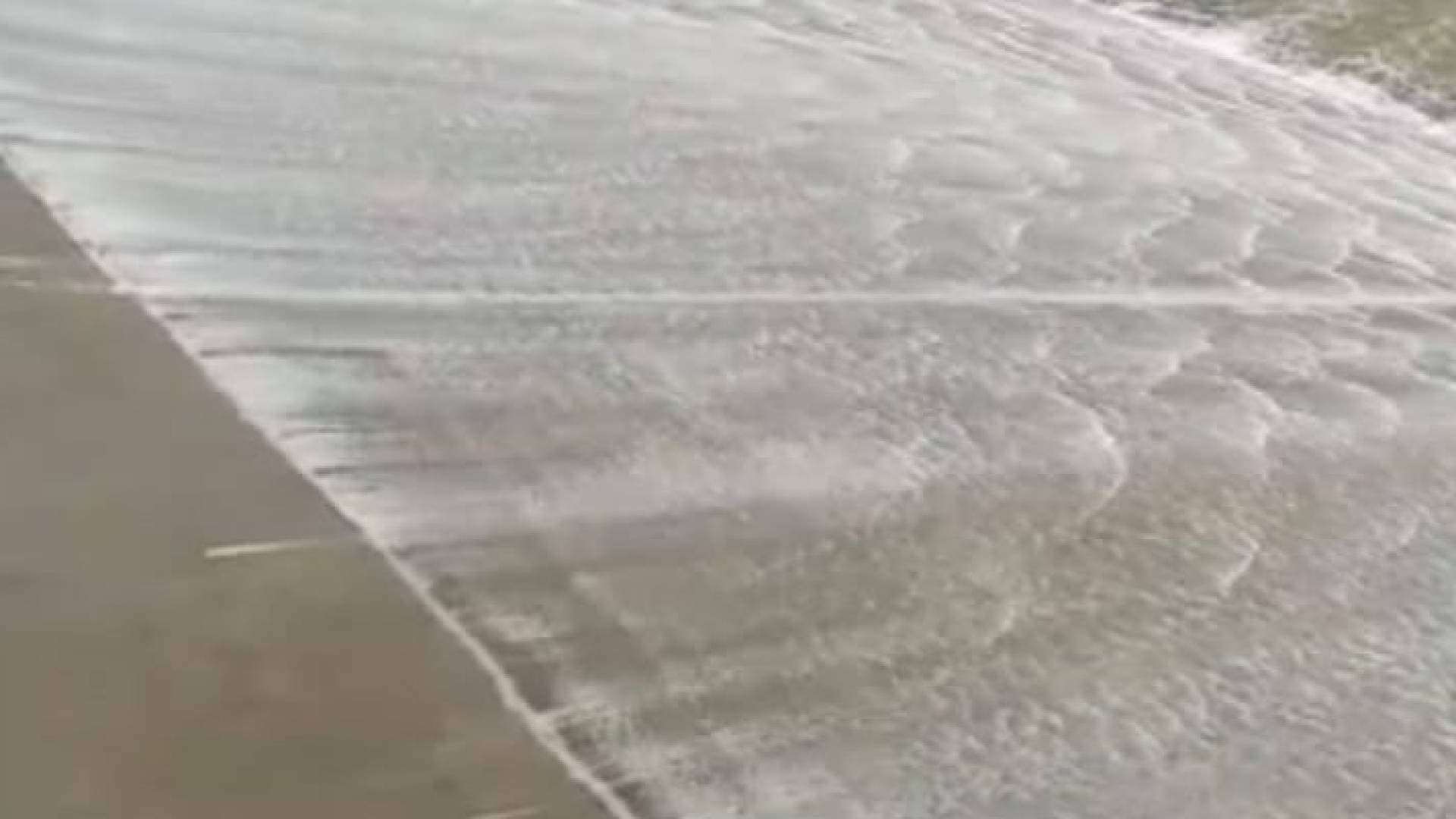 فيضان 4 سدود في الجنوب بعد امتلائها بالكامل.. وتحذيرات عاجلة للمجاورين لمجاري السيول