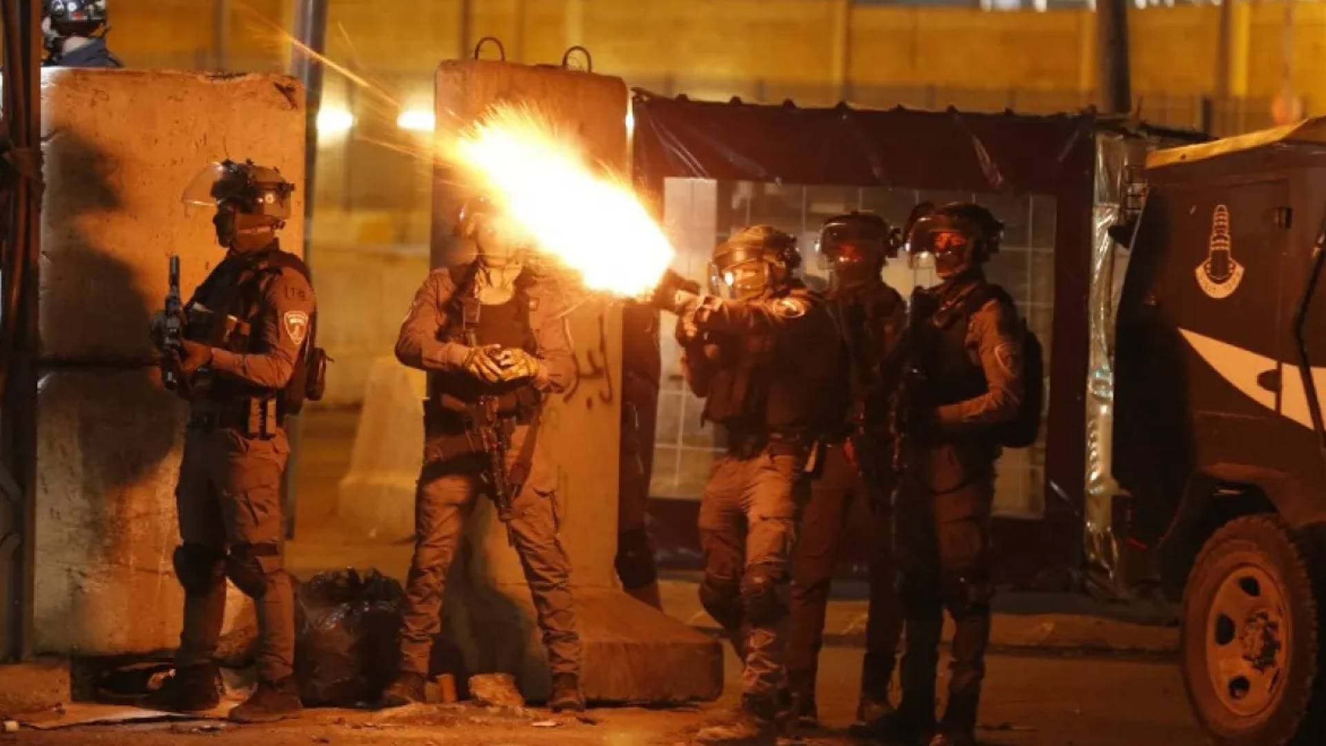 مراسل رؤيا: 4 إصابات برصاص قوات الاحتلال في قلنديا بالقدس المحتلة واقتحام لعدة مخيمات في نابلس