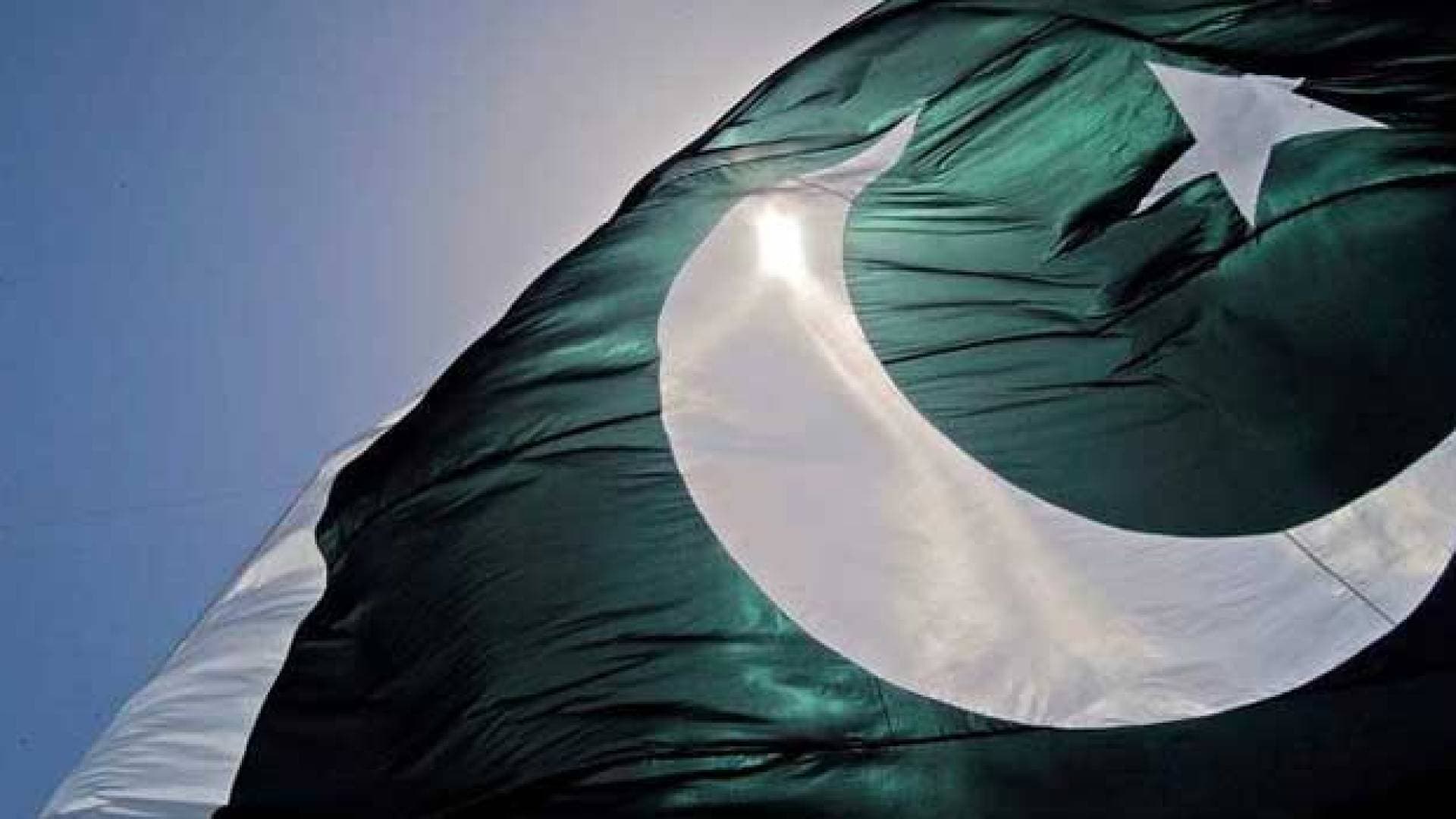 إسلام آباد دخلت خط الوساطة.. باكستان تعرض استضافة محادثات مباشرة بين واشنطن وطهران