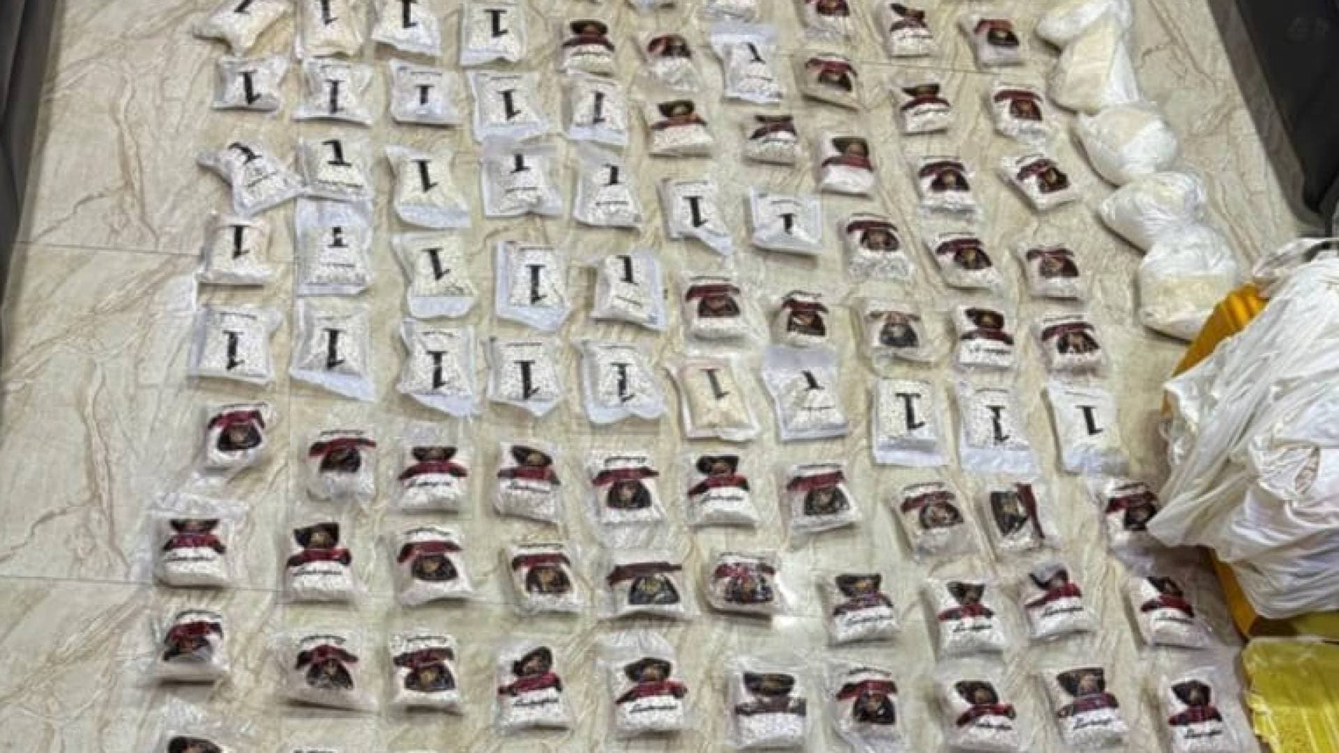 المنطقة العسكرية الشرقية تحبط محاولتي تهريب كمية كبيرة من المواد المخدرة بوسطة بالونات