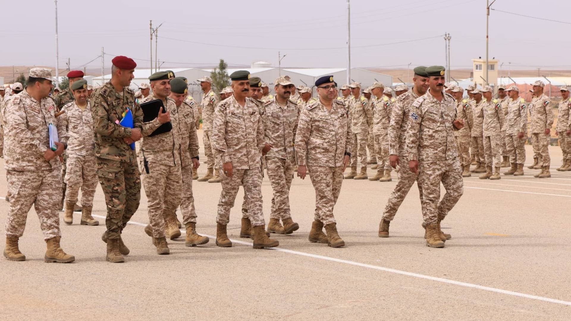 المساعد للإدارة والقوى البشرية يتفقد تدريبات "خدمة العلم" في معسكرات شويعر