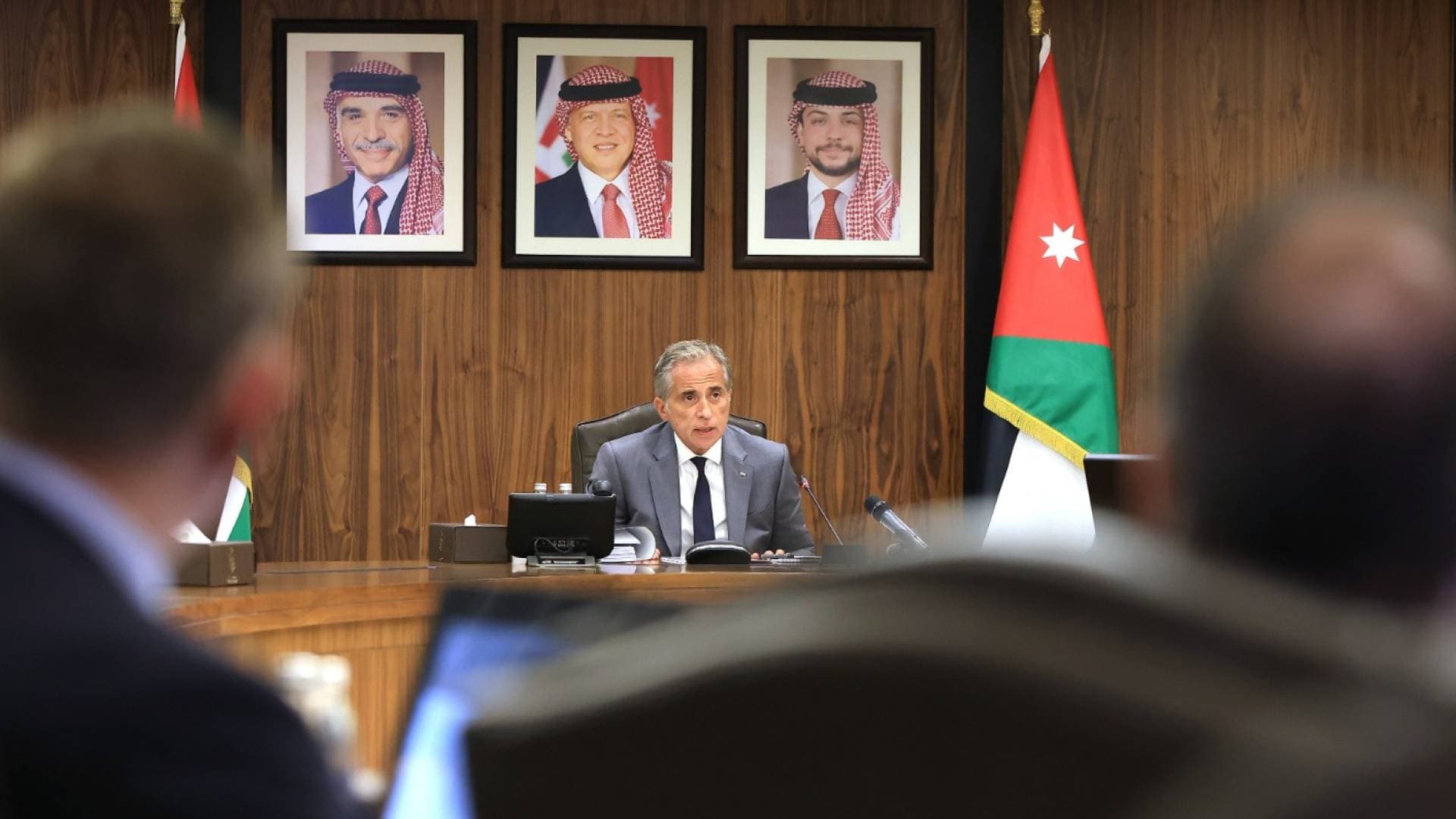 جعفر حسان: مصلحة الأردن أولا.. واقتصادنا صامد في وجه "حرب التداعيات العالمية"