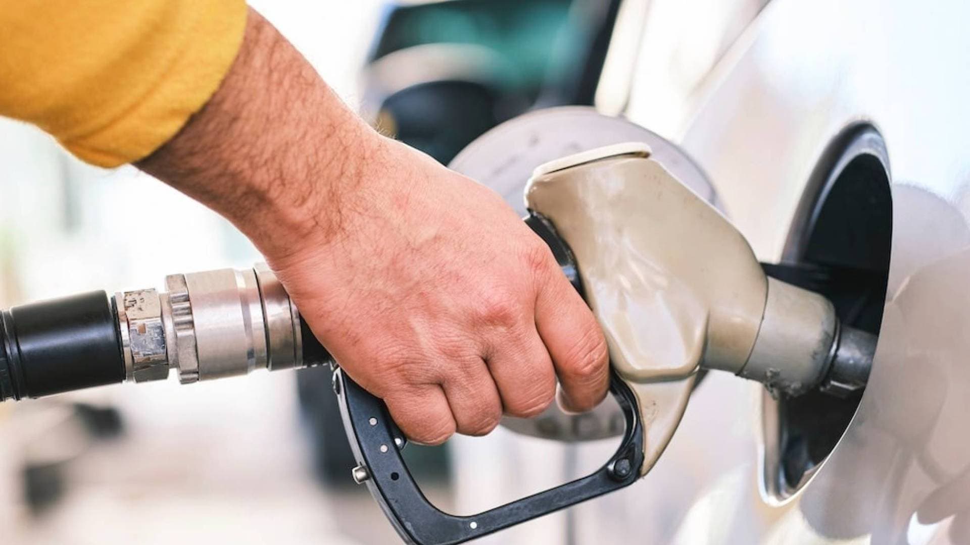 "تنظيم الطاقة" تدعو للابلاغ عن مراكز ومحطات المحروقات الممتنعة عن التزويد للمواطنين