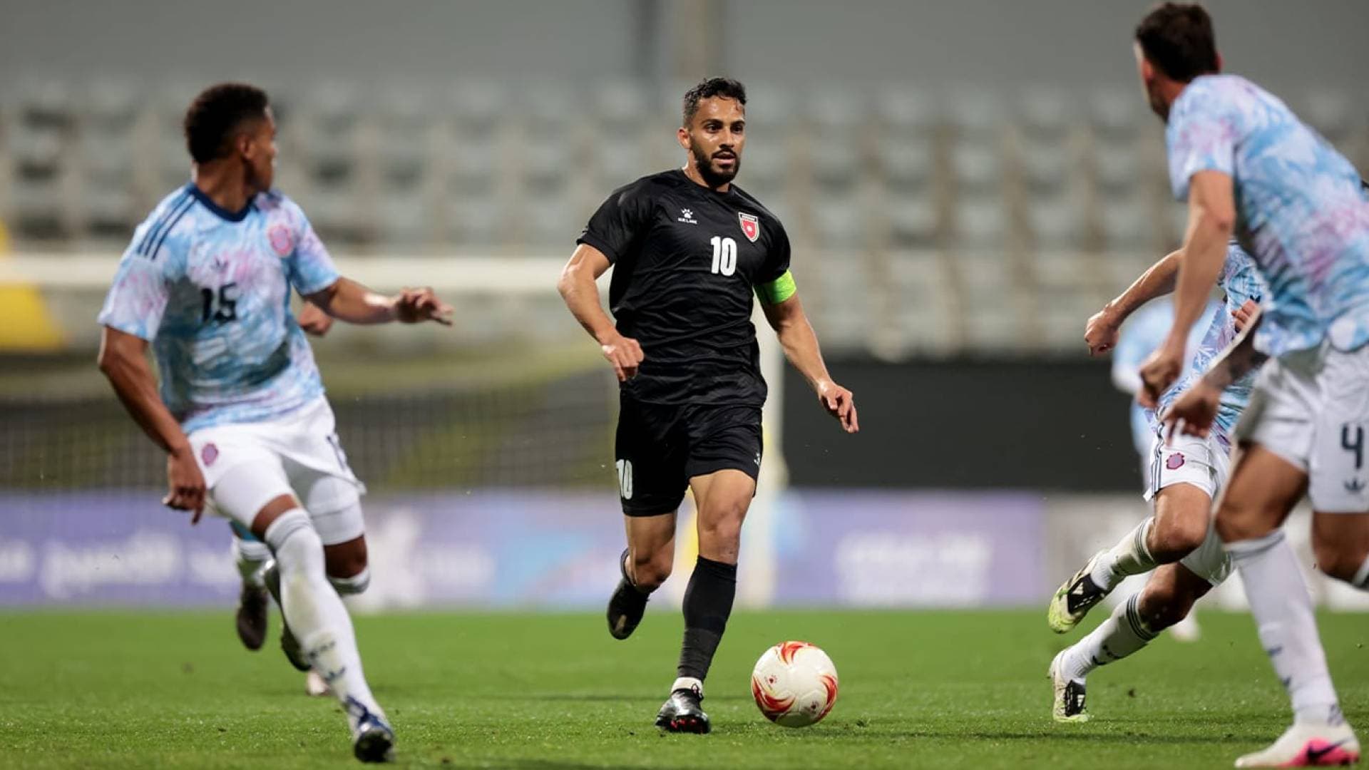 شهادات عربية بـ "النشامى": حصان المونديال الأسود القادر على قهر المستحيل