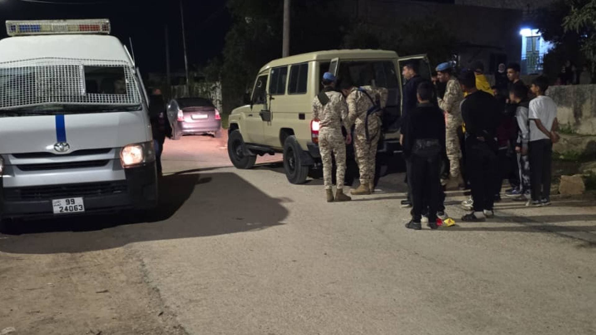 مراسل "رؤيا أخبار " :سقوط شظايا مقذوف صاروخي شمالي مدينة اربد